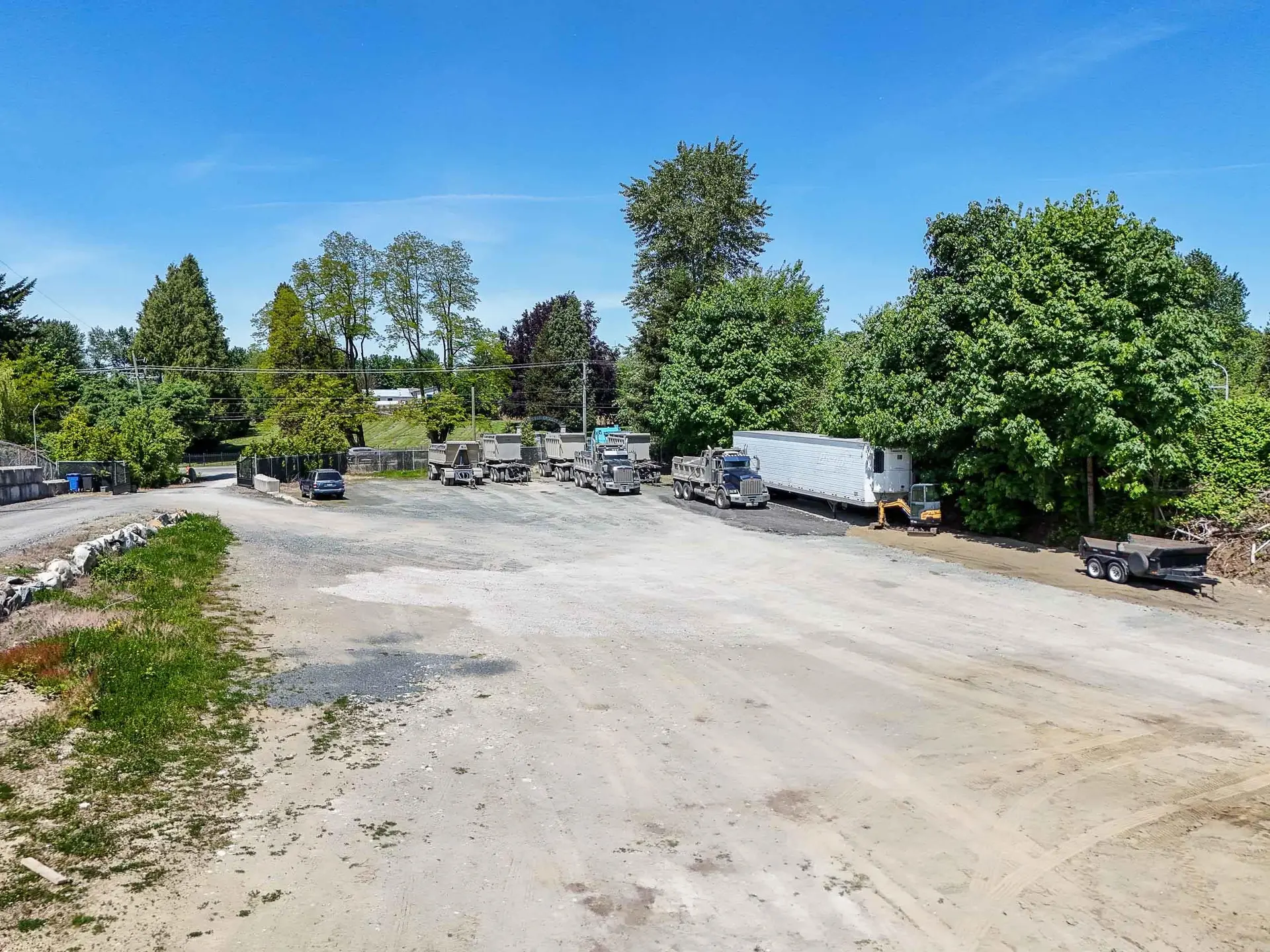 Property at 28422 Fraser Highway, Abbotsford, BC