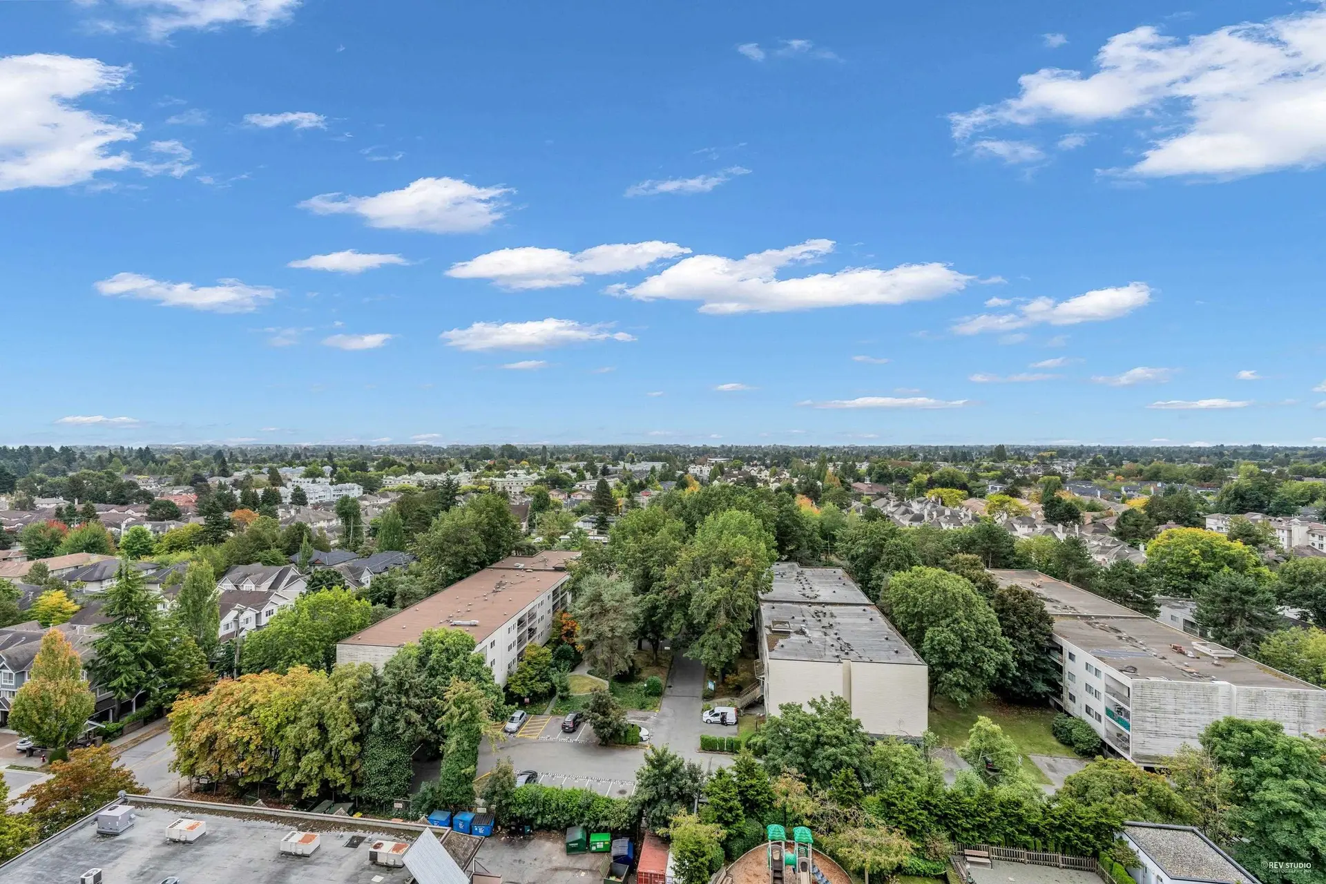 #1802 8288 Granville Avenue - Image 16