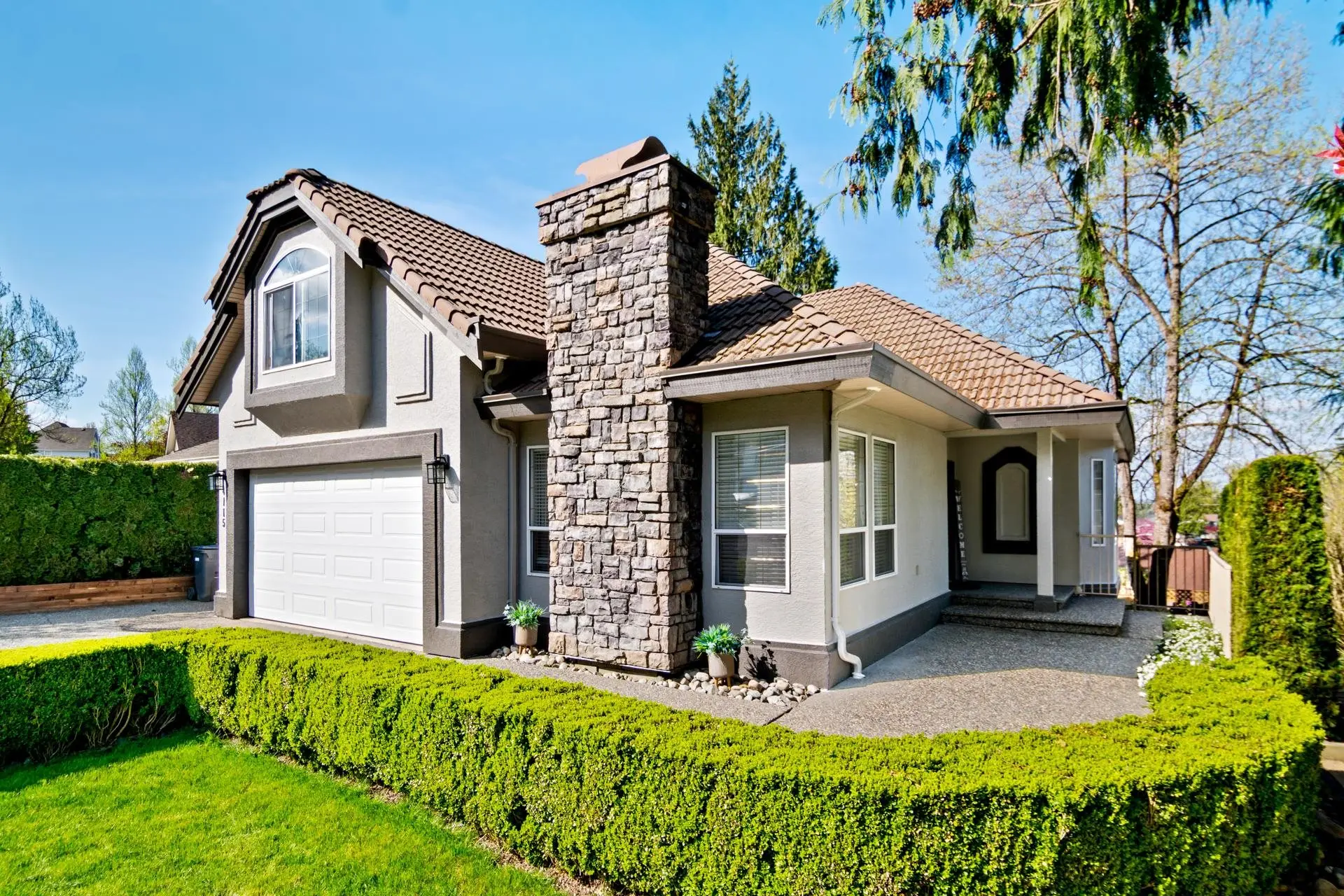 Property at 4115 Belanger Drive, Abbotsford, BC