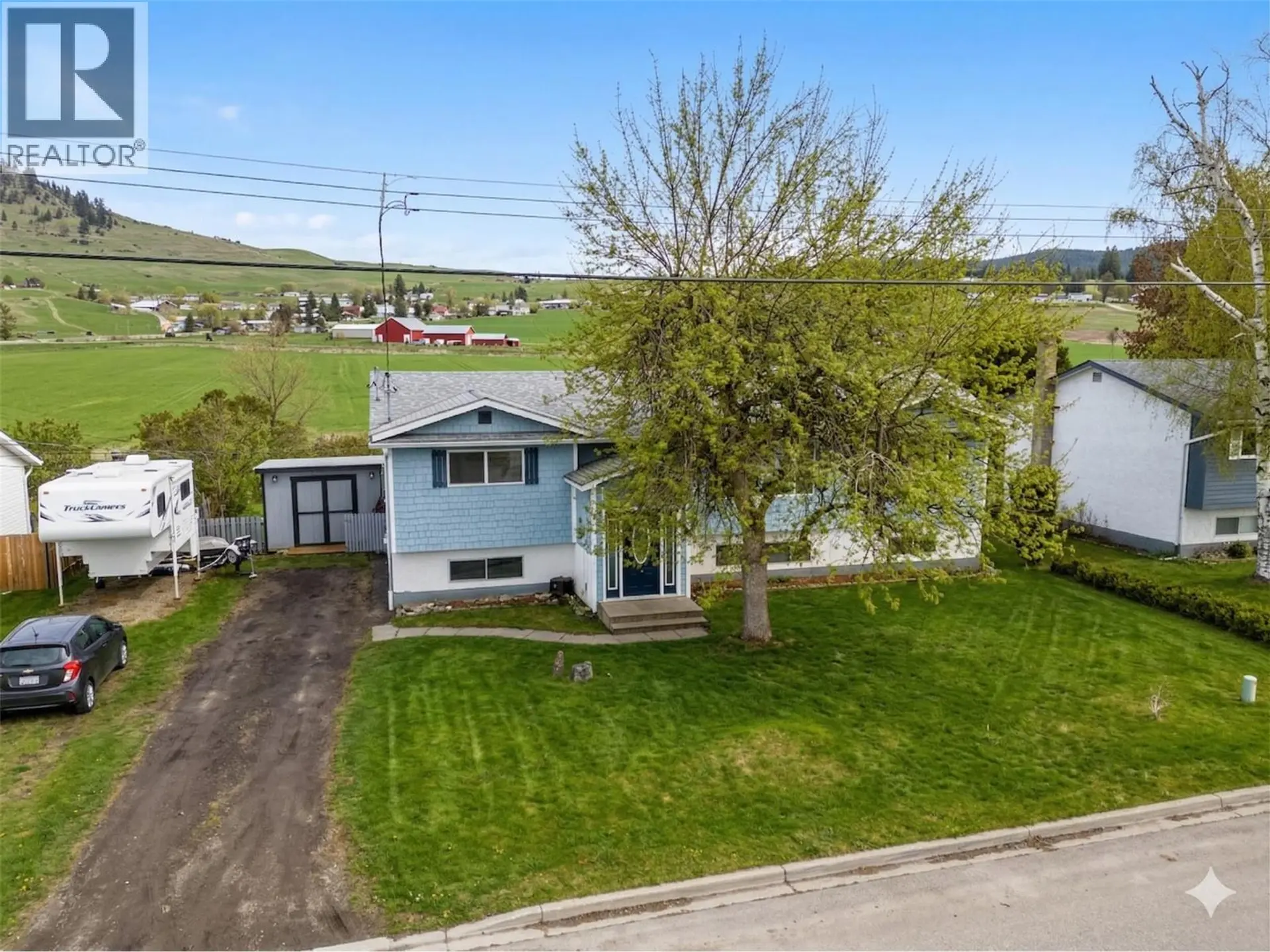 Property at 2001 Gallagher Road, Kelowna, BC