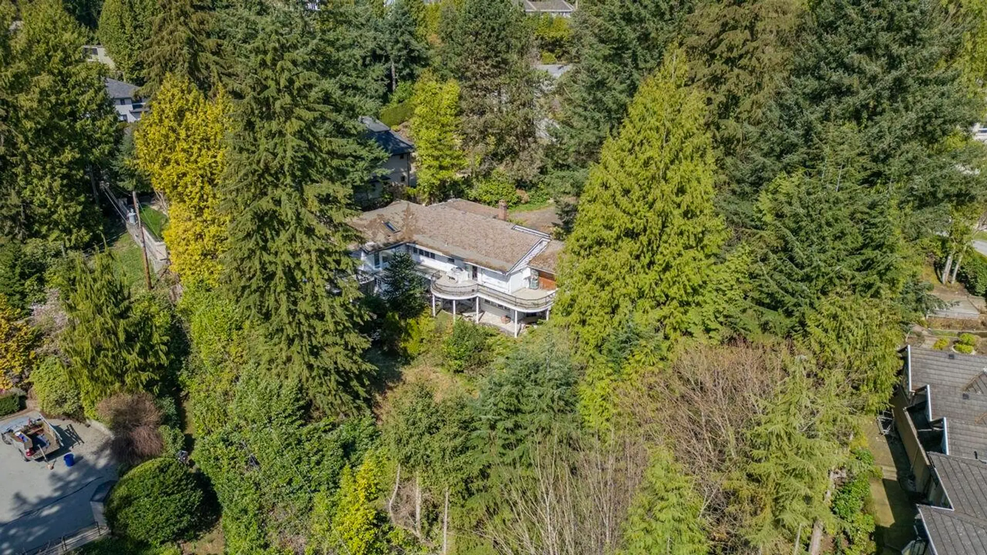 764 Eyremount Drive - Image 5
