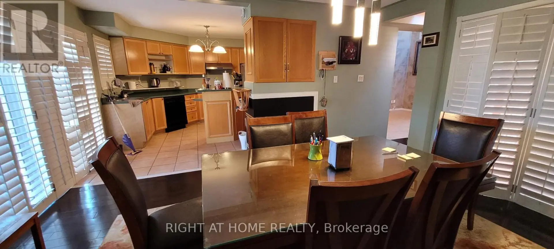 377 TURNBERRY CRESCENT - Image 13