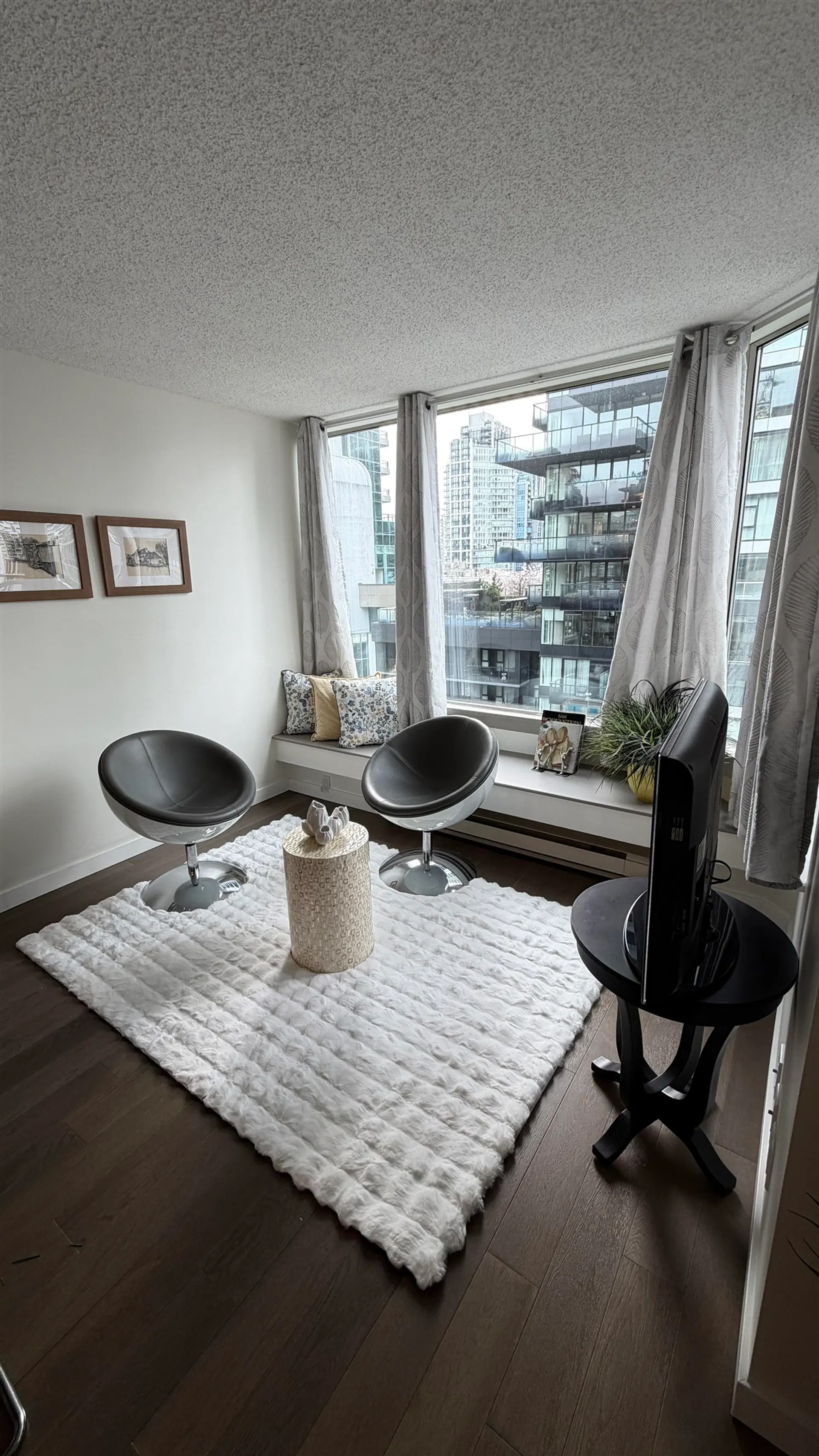 #806 1330 Hornby Street - Image 7