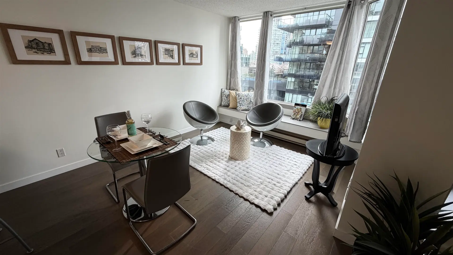 #806 1330 Hornby Street - Image 3