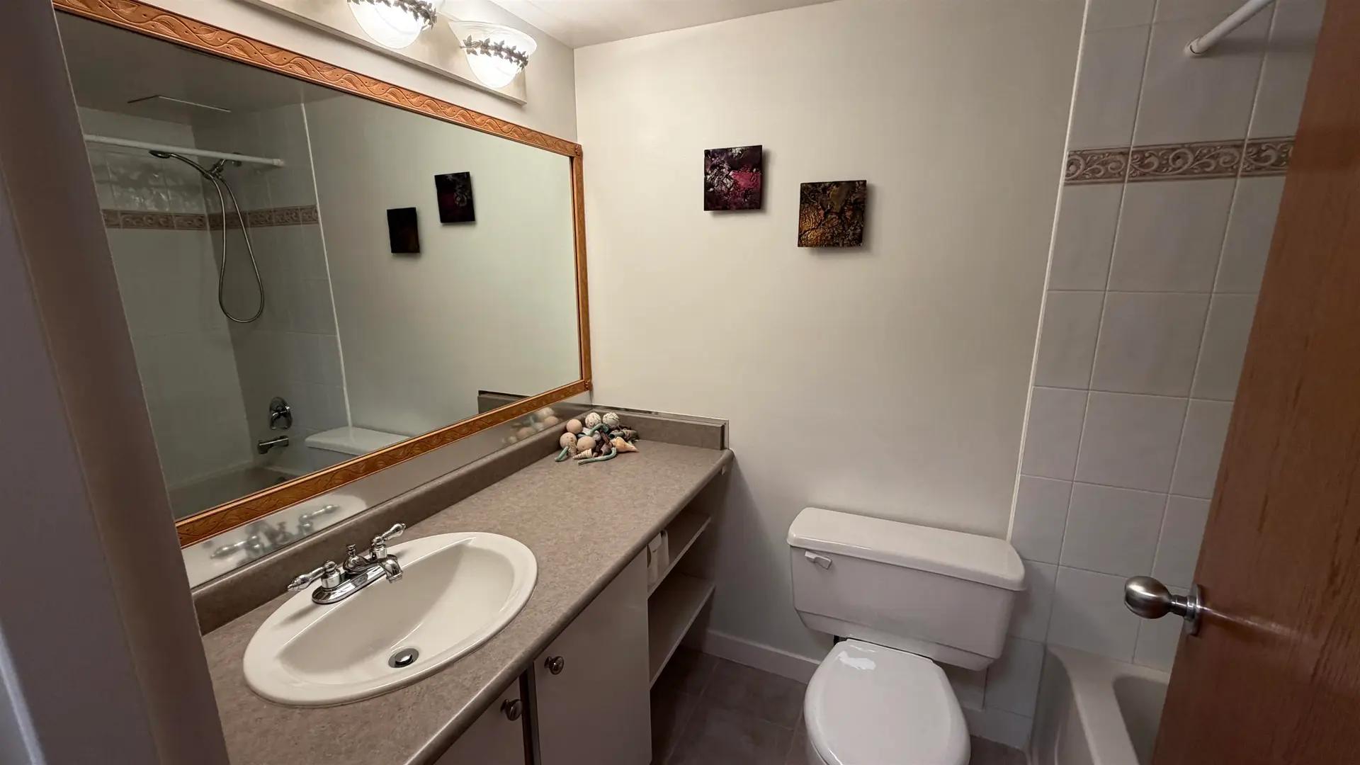 #806 1330 Hornby Street - Image 5