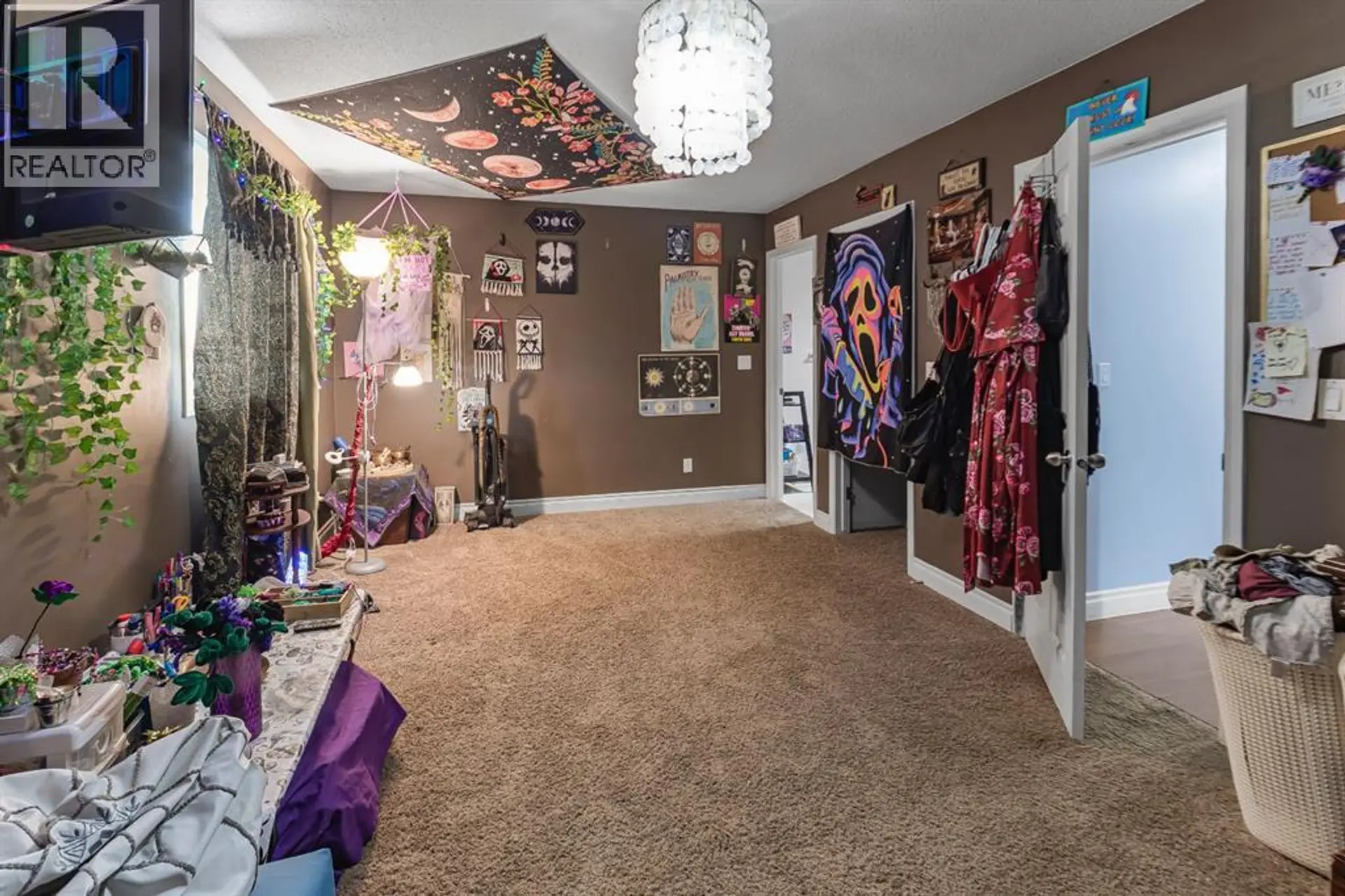 9028 63 AVENUE - Image 8