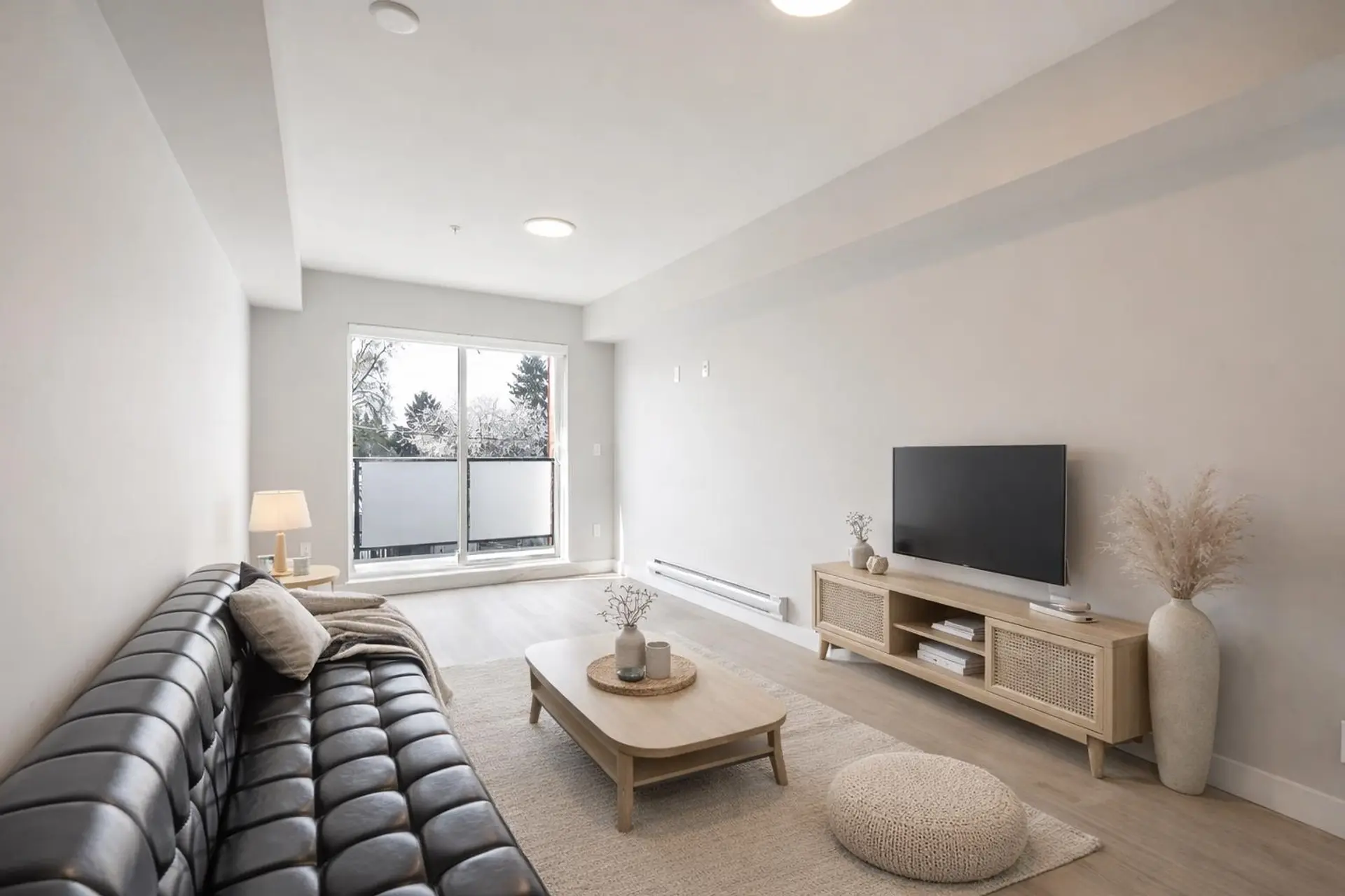 #304 3050 Kingsway - Image 5