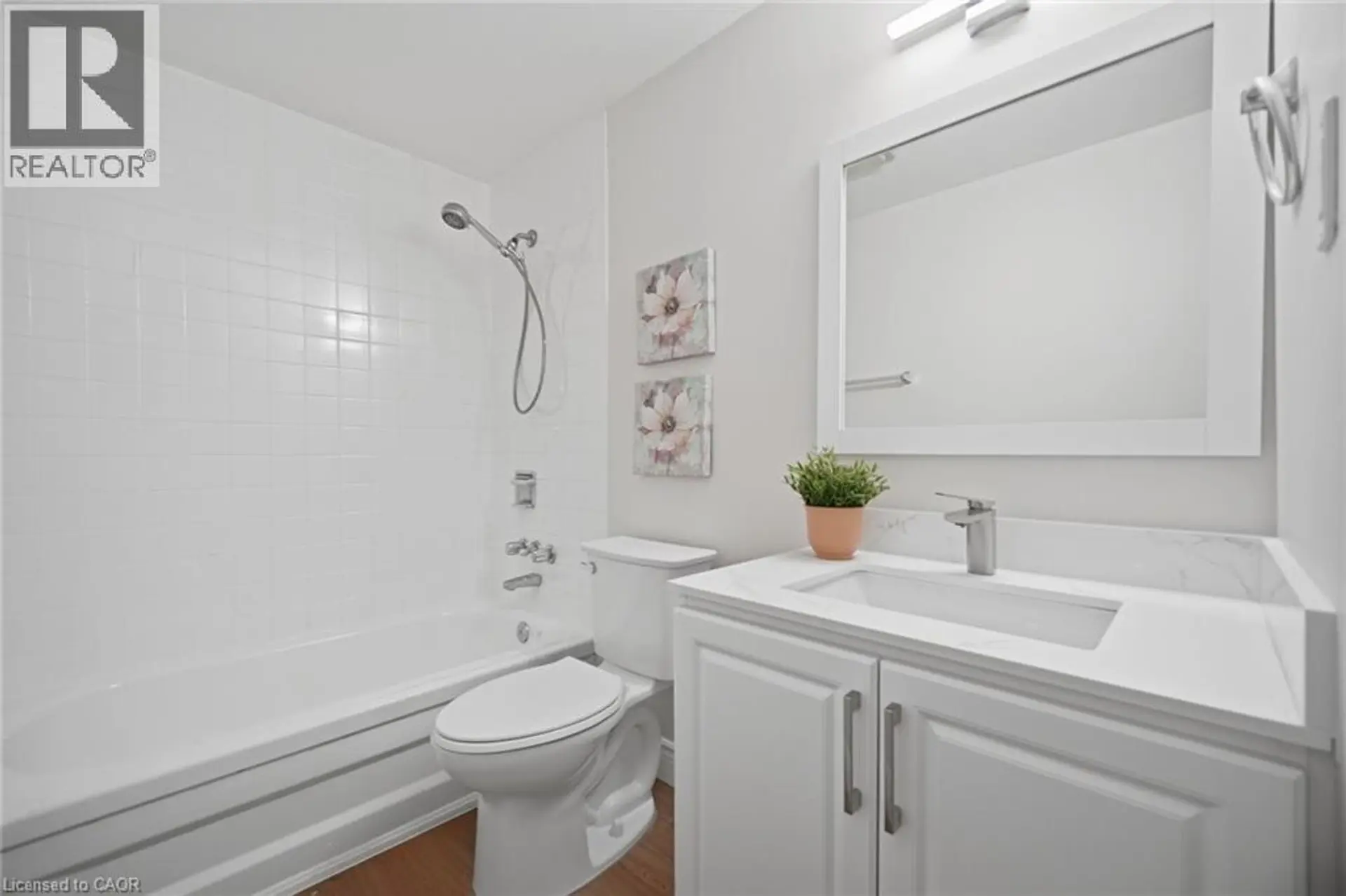 #10 7340 COPENHAGEN Road - Image 18