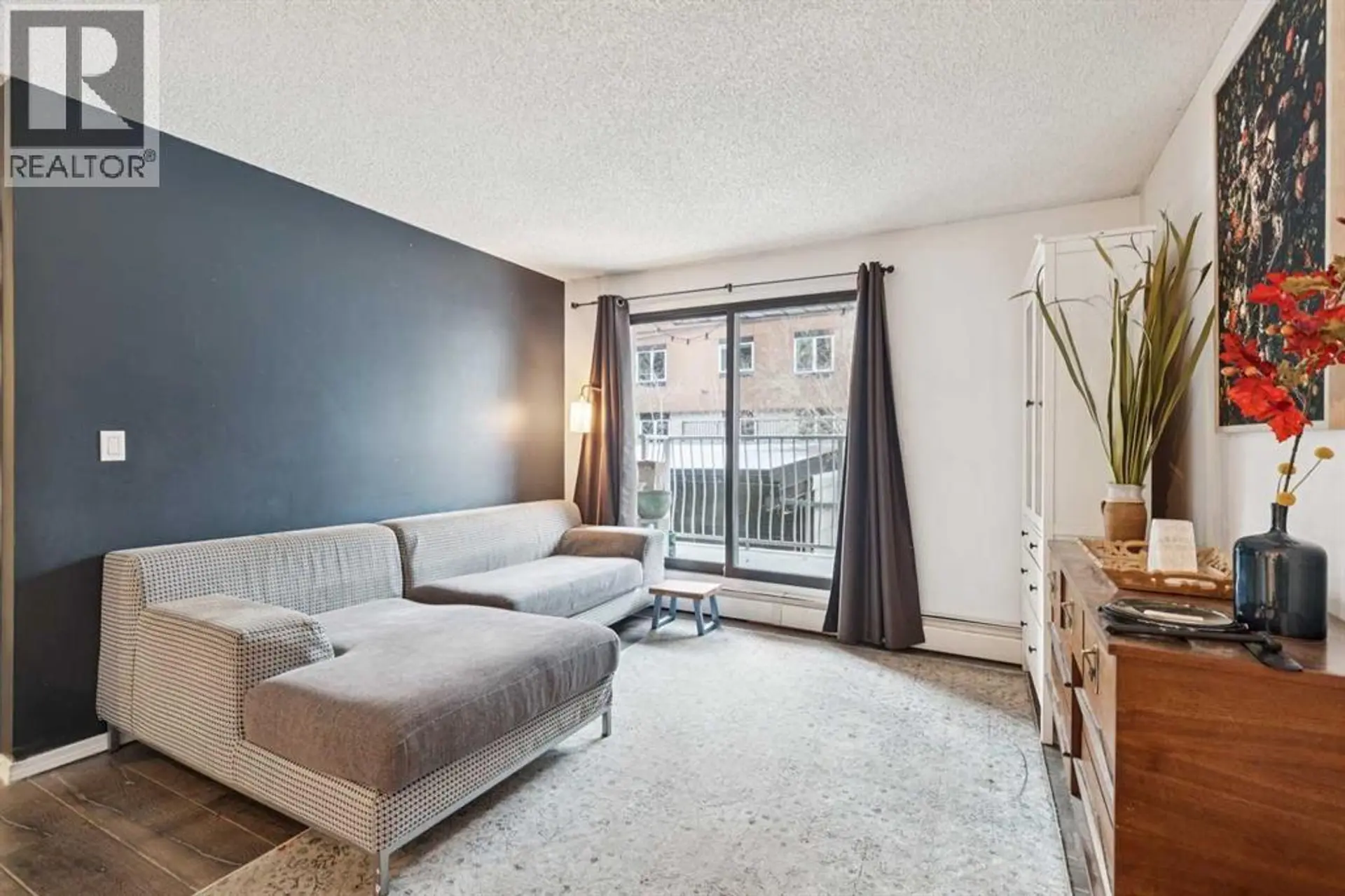 #106 835 19 Avenue SW - Image 2