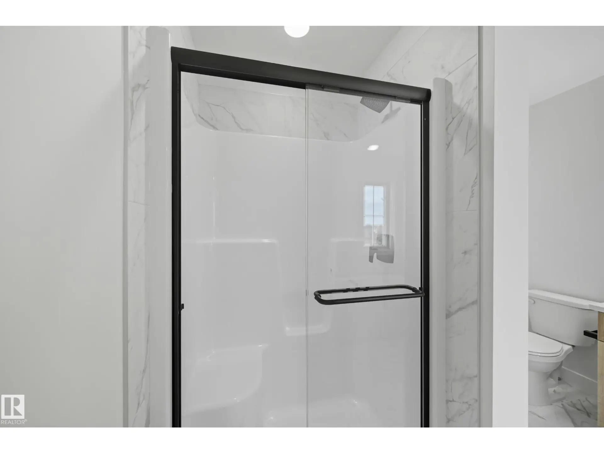 8909 223A ST NW - Image 13