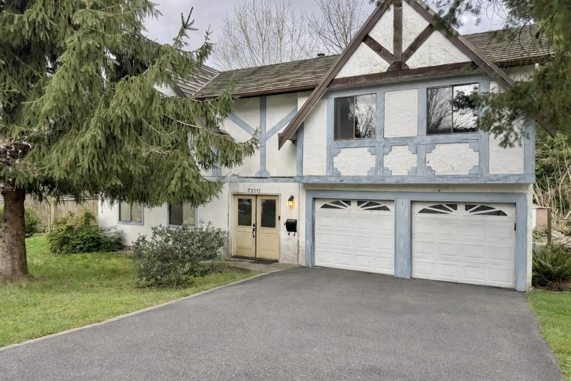 Property at 22537 Lee Avenue, Maple Ridge, BC
