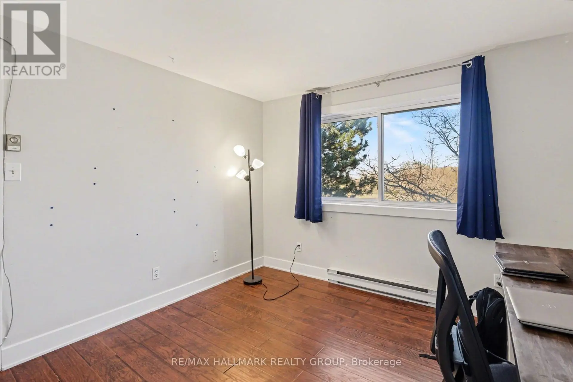 #312 280 BRITTANY DRIVE - Image 15