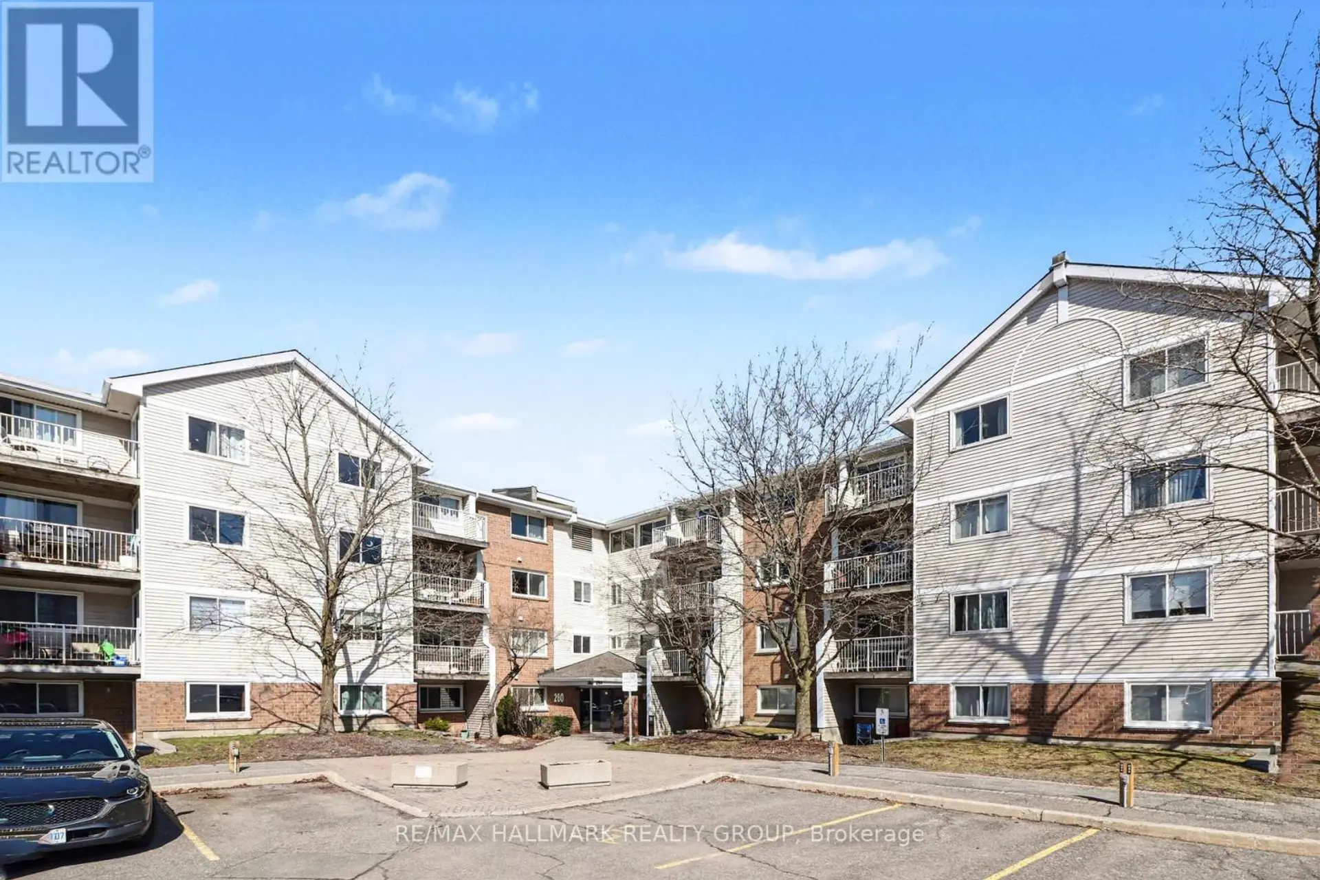 #312 280 BRITTANY DRIVE - Image 2