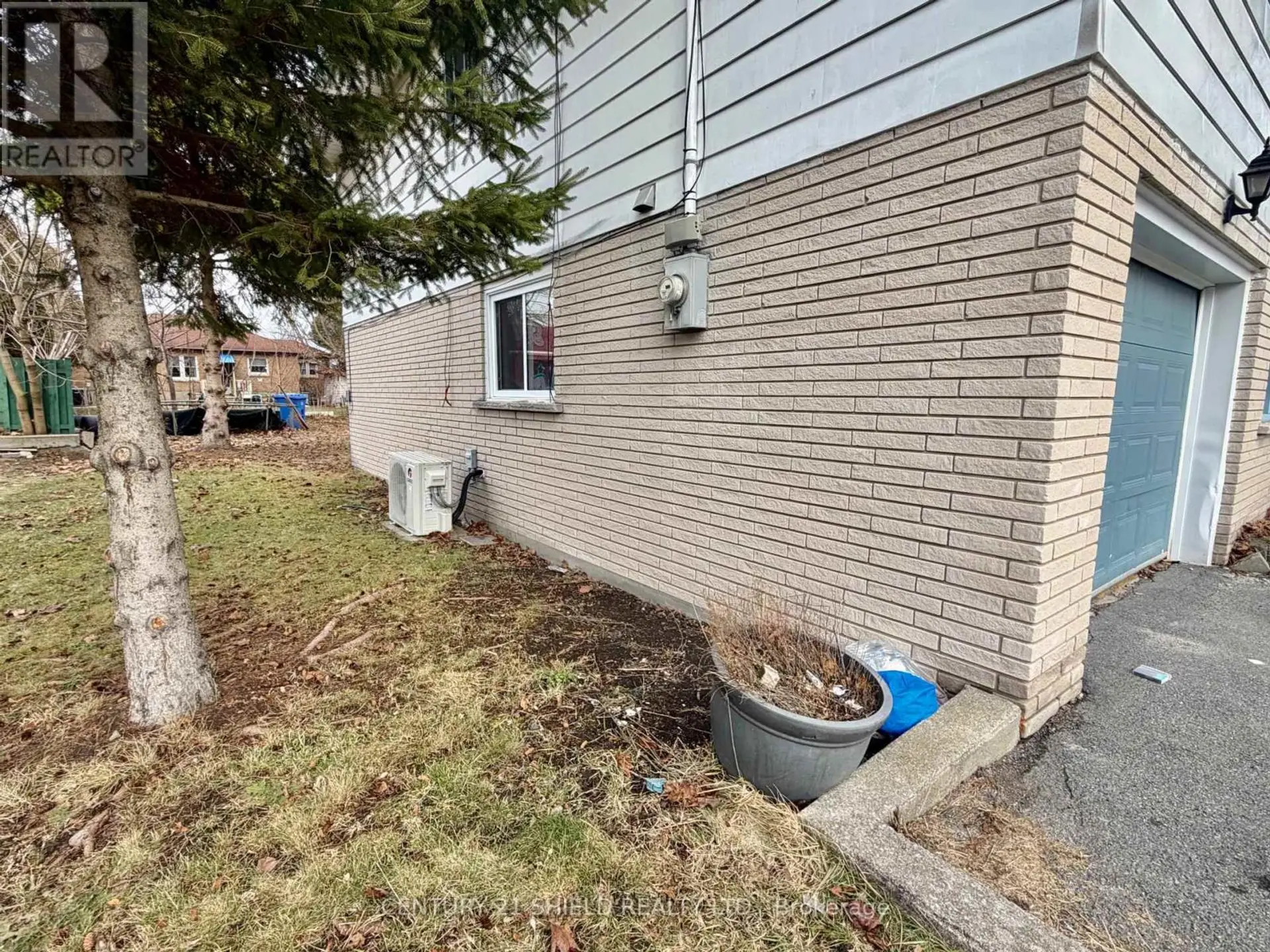 216 BALDWIN AVENUE - Image 12
