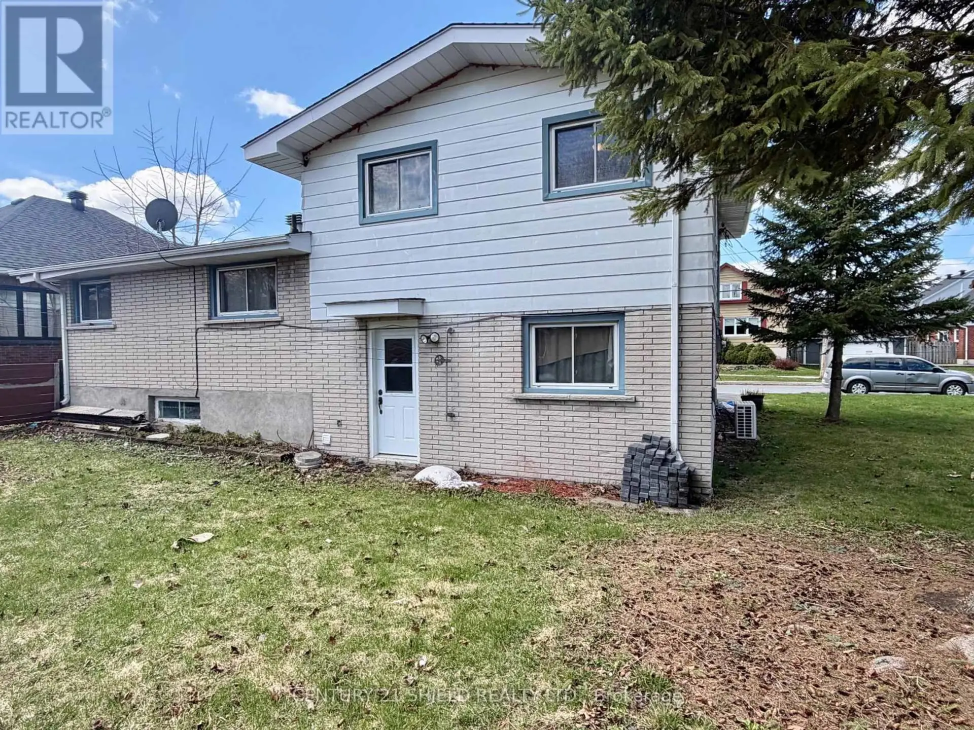216 BALDWIN AVENUE - Image 13
