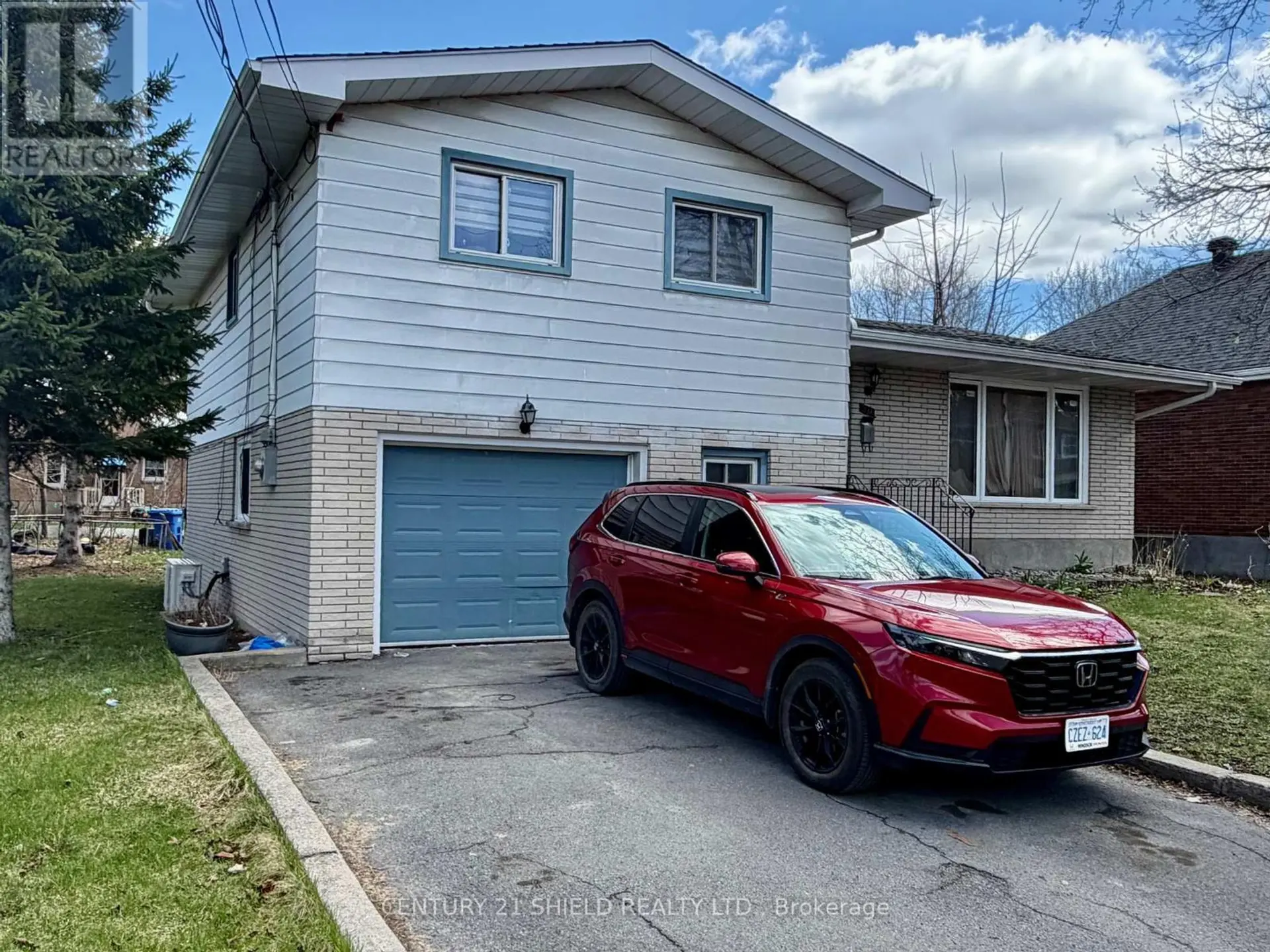 216 BALDWIN AVENUE - Image 10