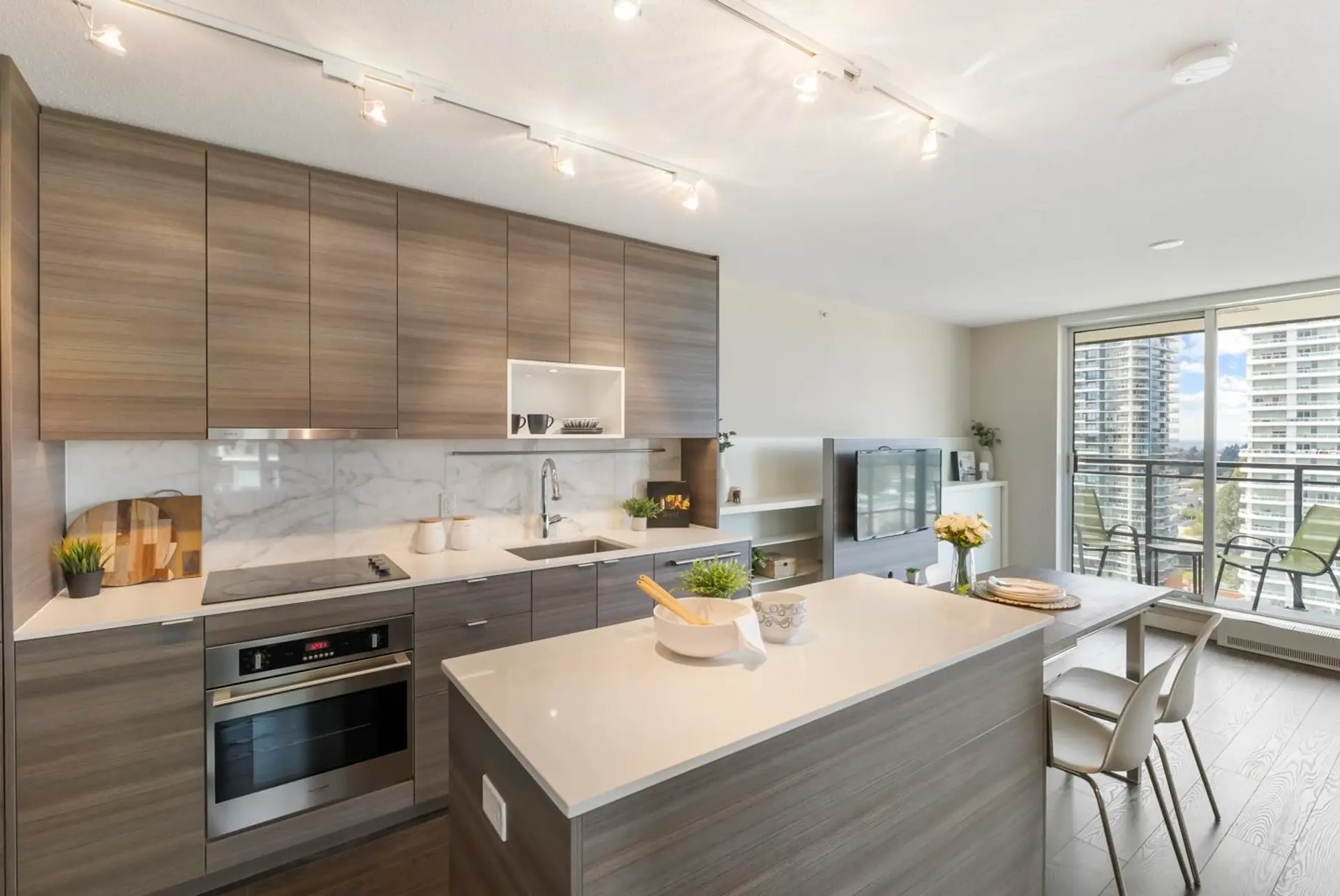 Property at #2305 13398 104 Avenue, Surrey, BC