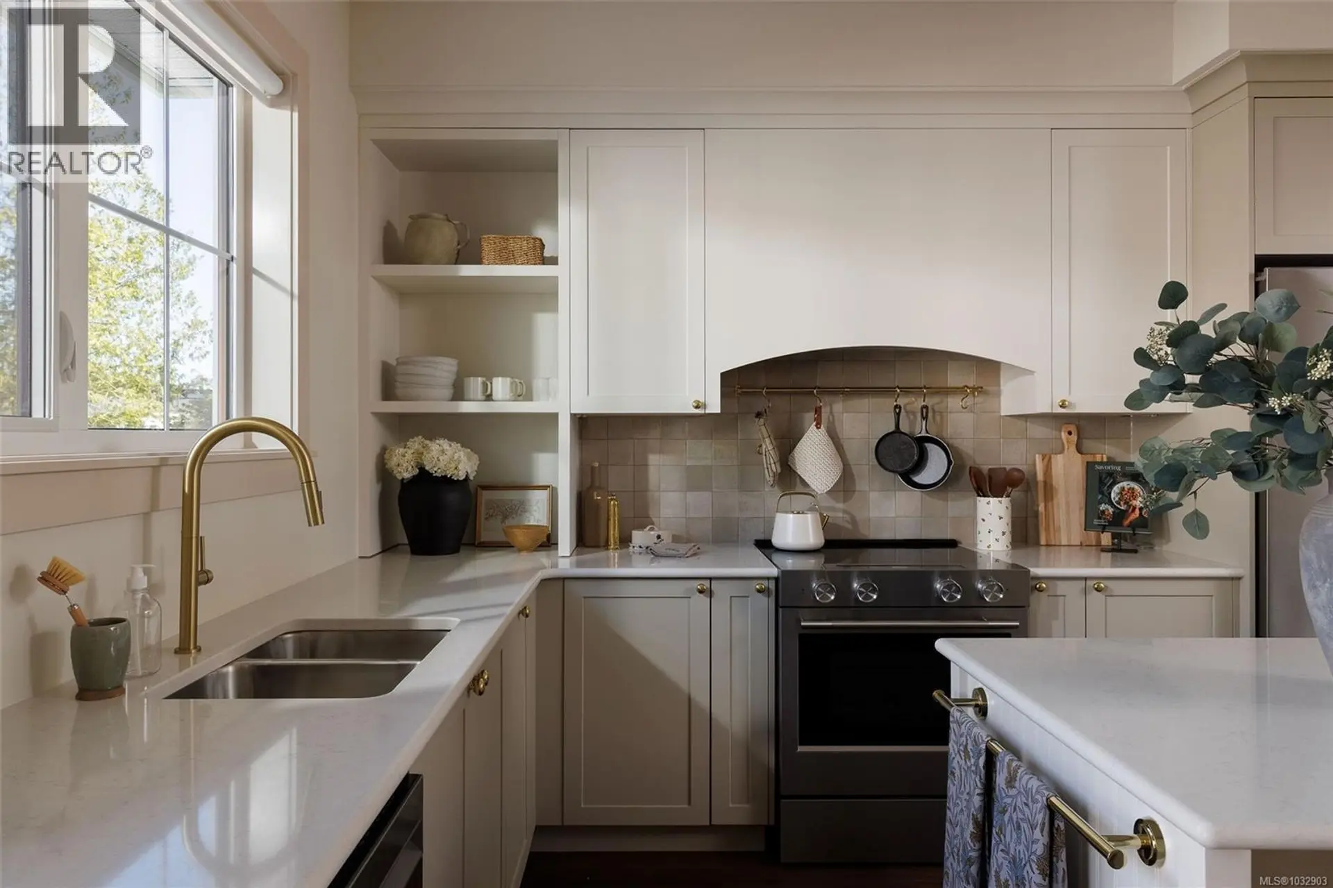 Property at 3522 Greystone Close, Langford, BC