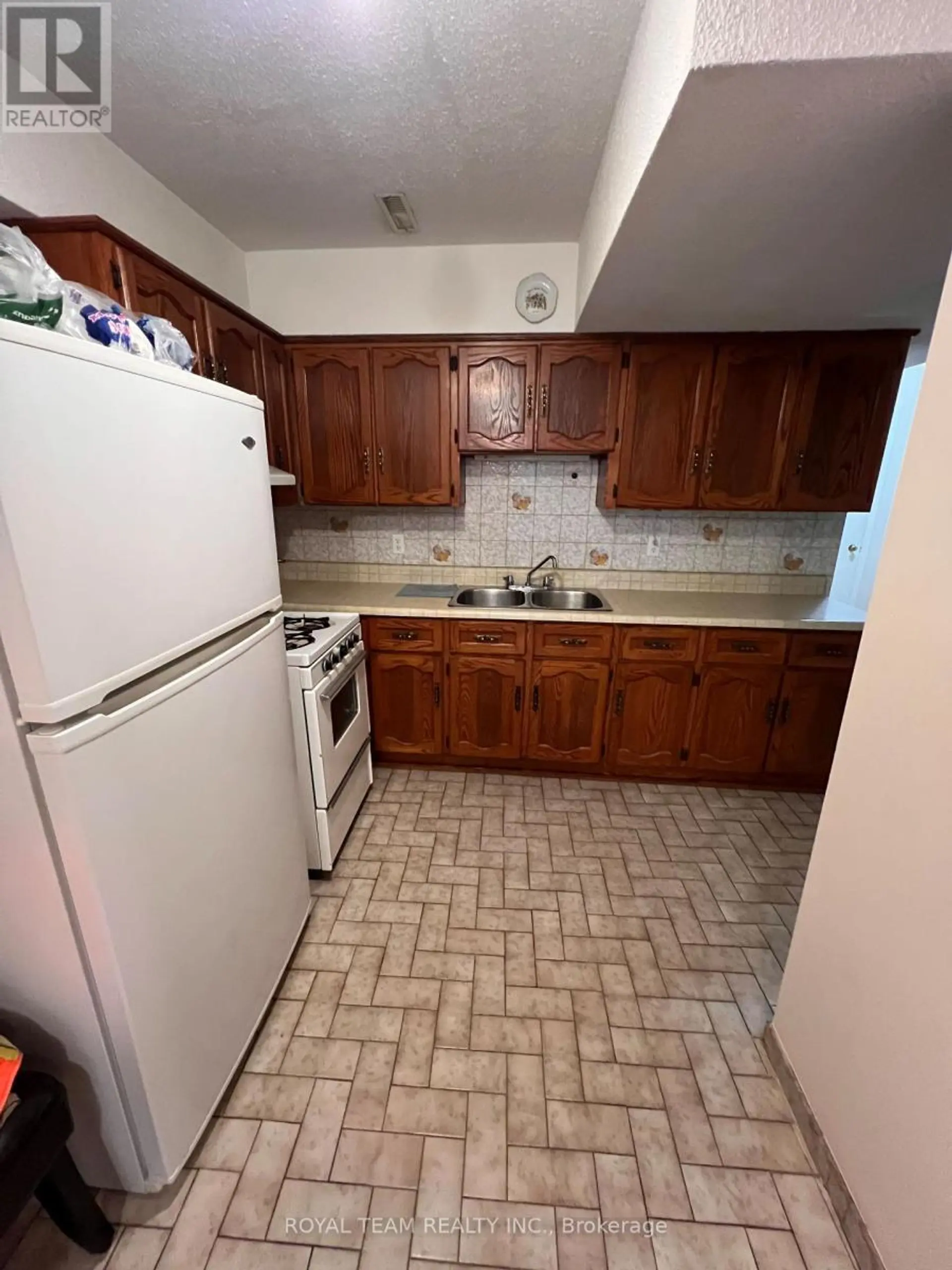28 OAKMOUNT CRESCENT - Image 7