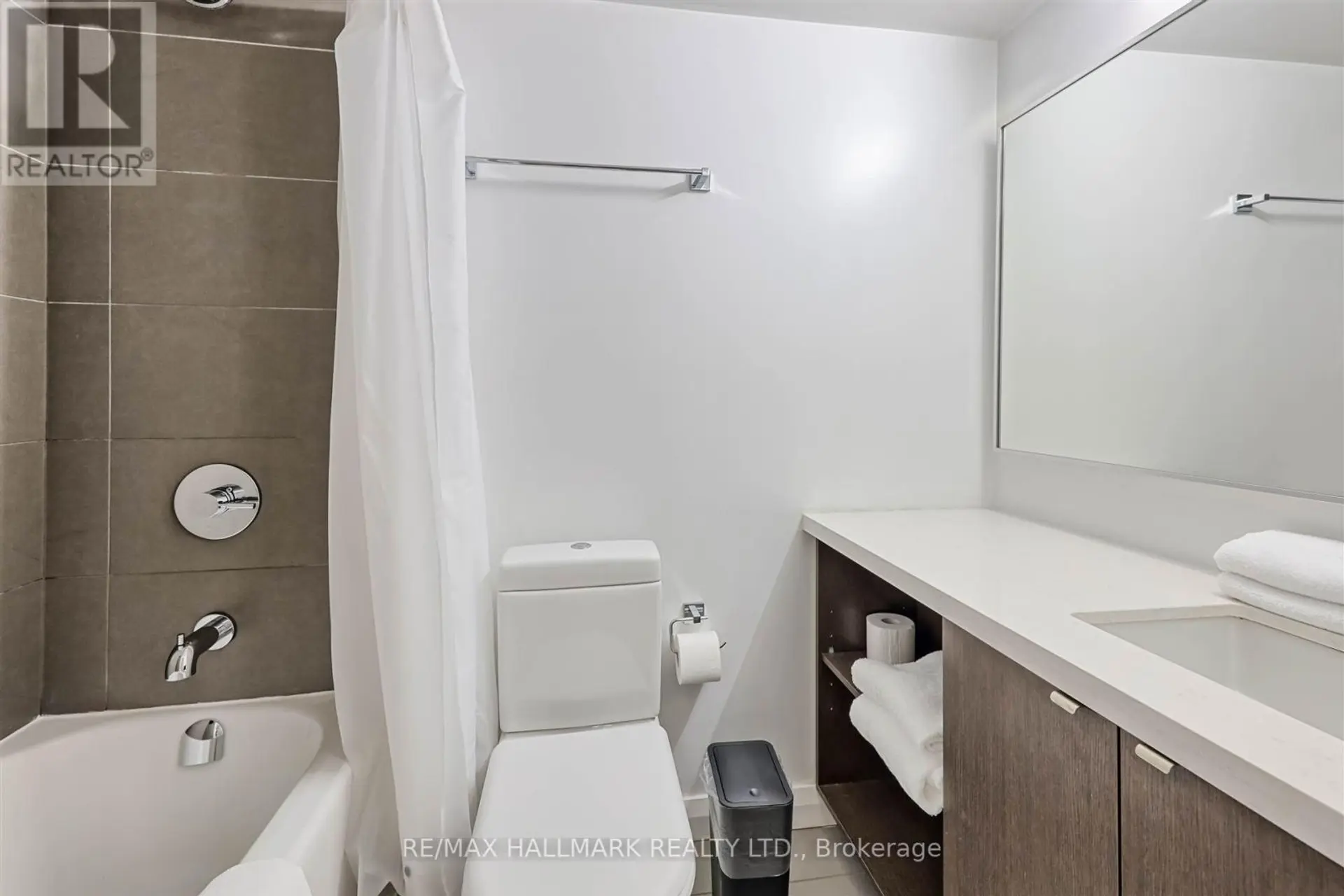#1412 155 YORKVILLE AVENUE - Image 12