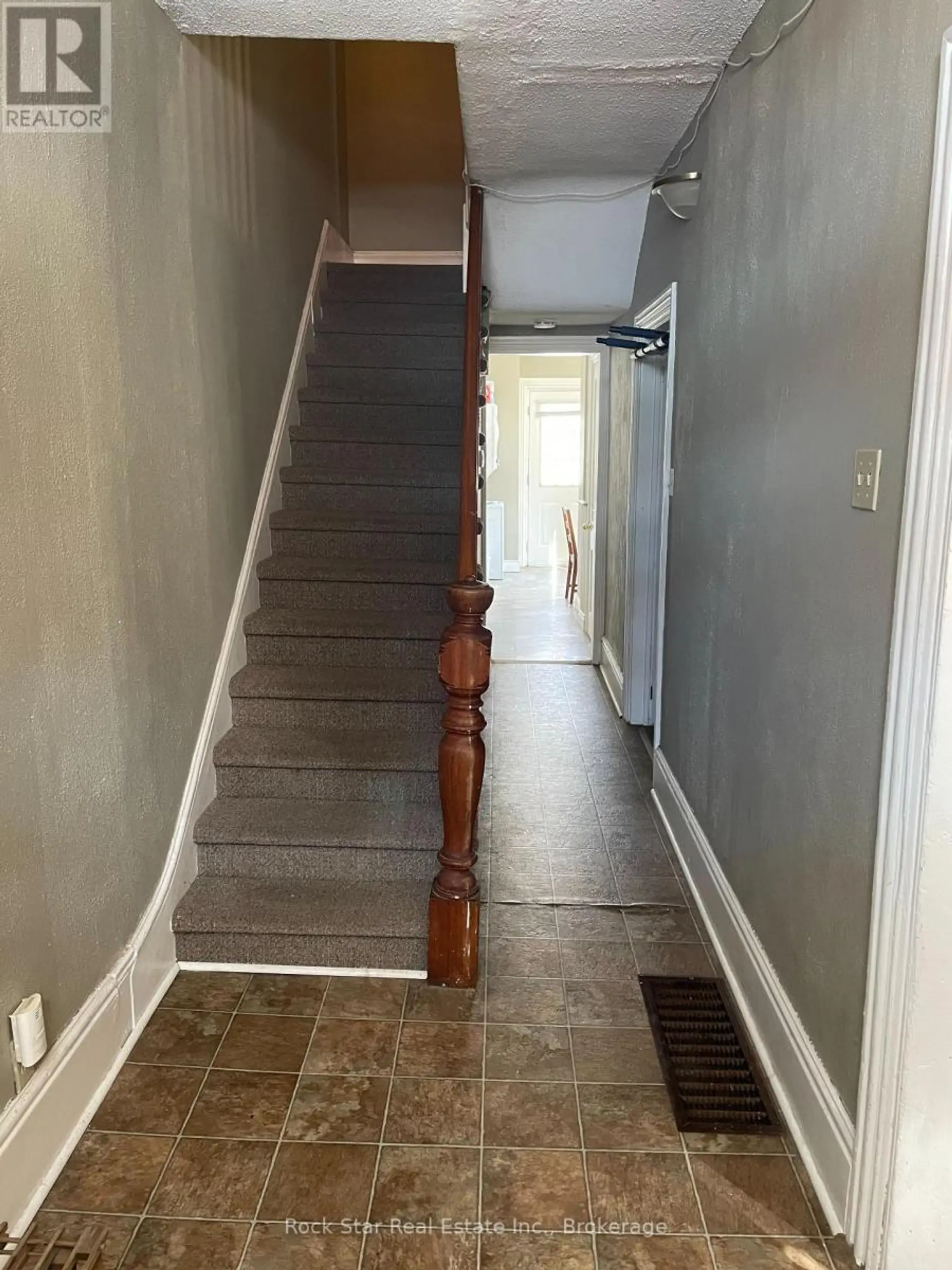 213 COLBORNE STREET - Image 2