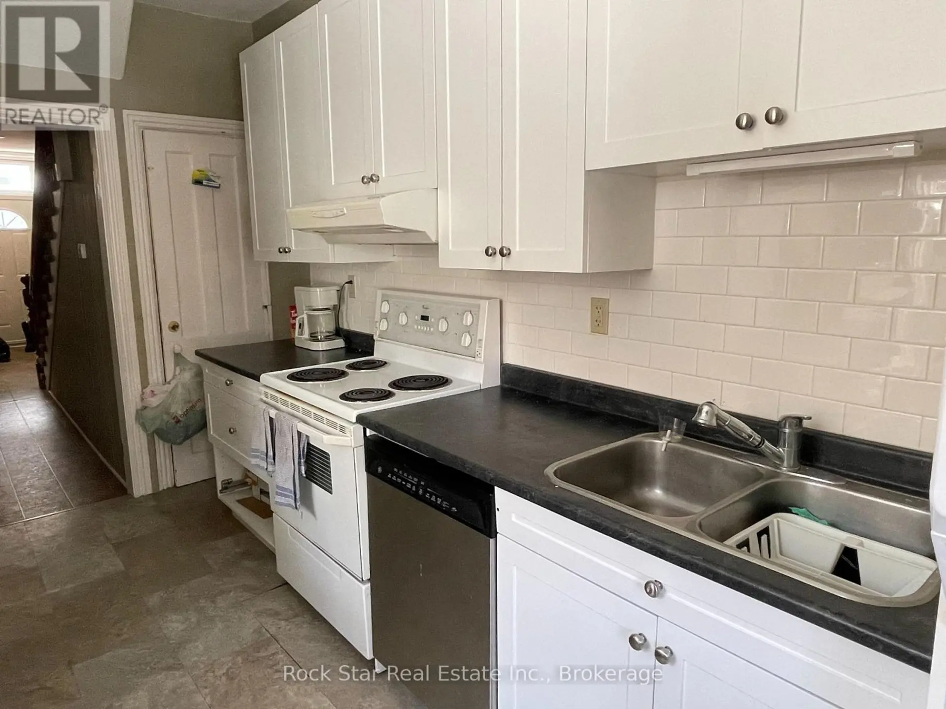 213 COLBORNE STREET - Image 3