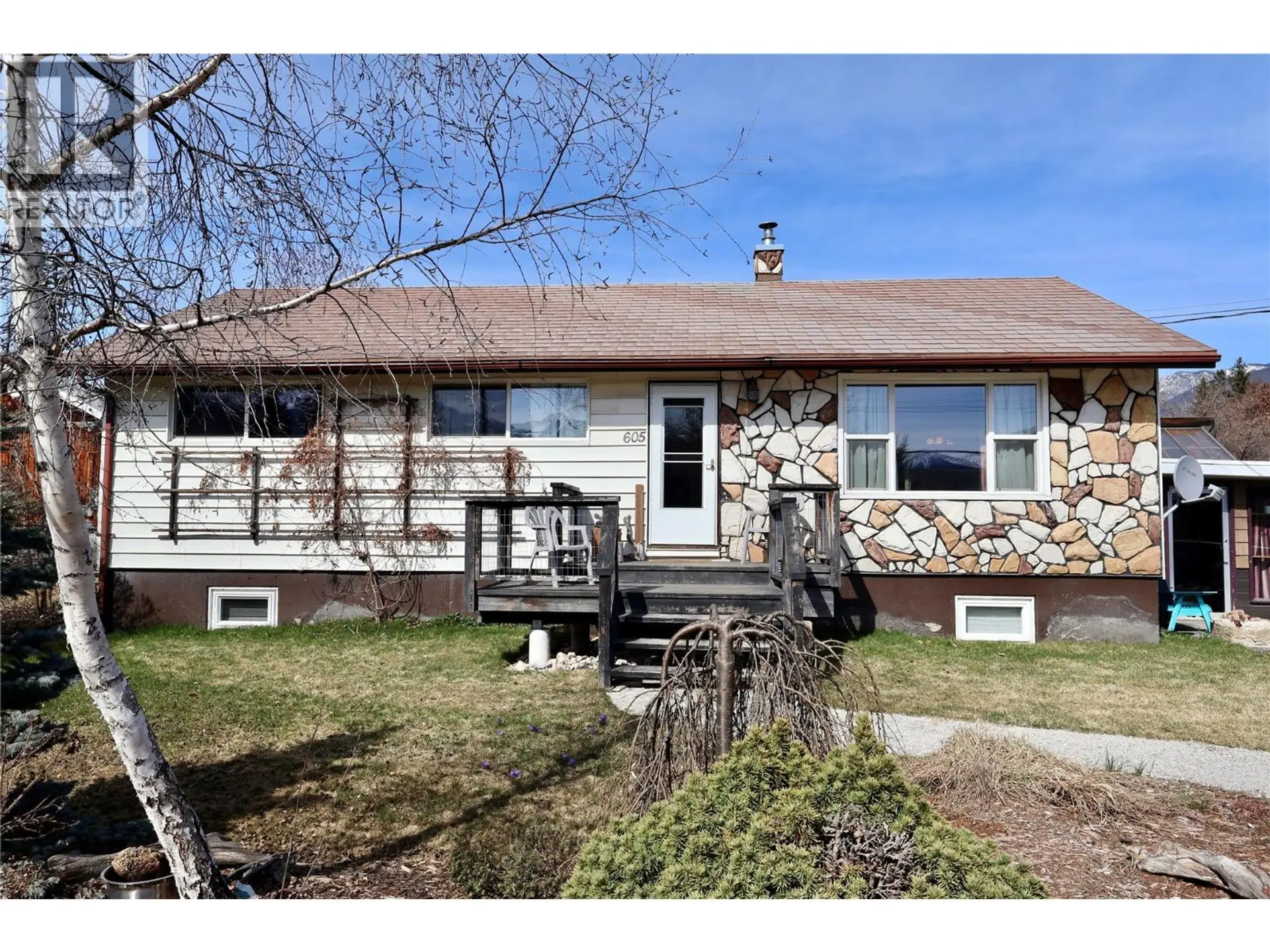 Property at 605 8th Street, Golden, BC