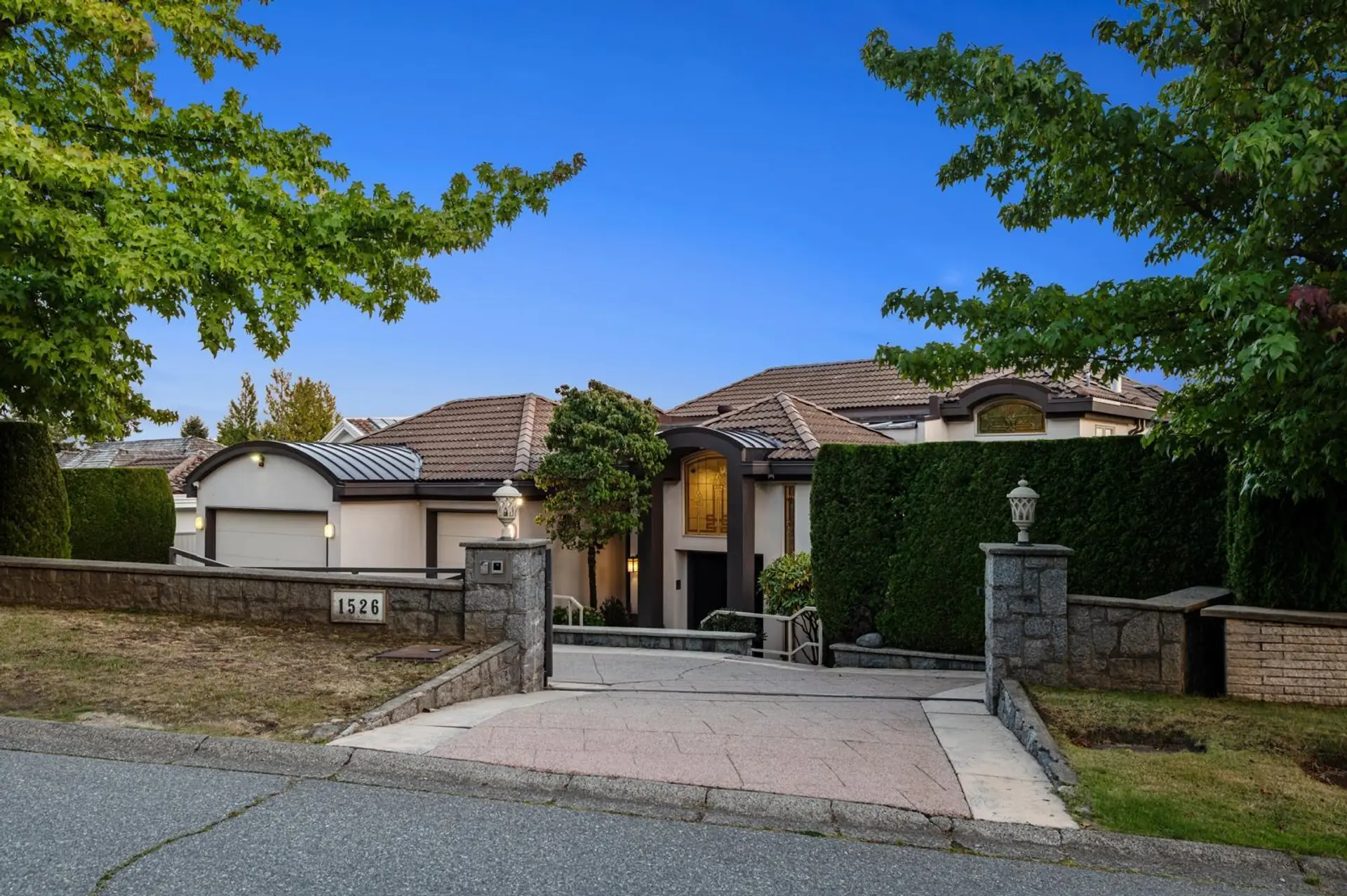 1526 Chippendale Court - Image 2