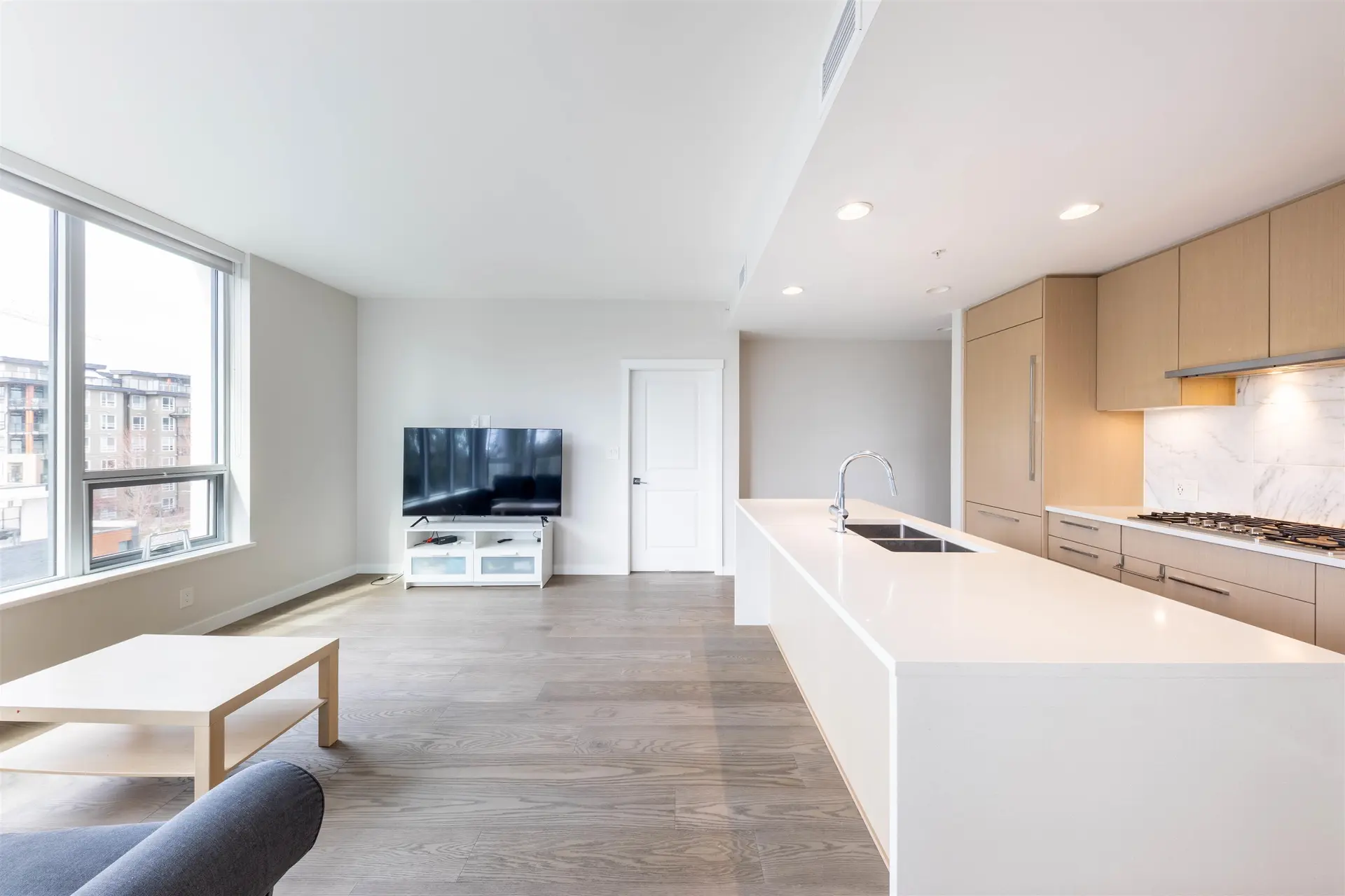 #610 3533 Ross Drive - Image 6