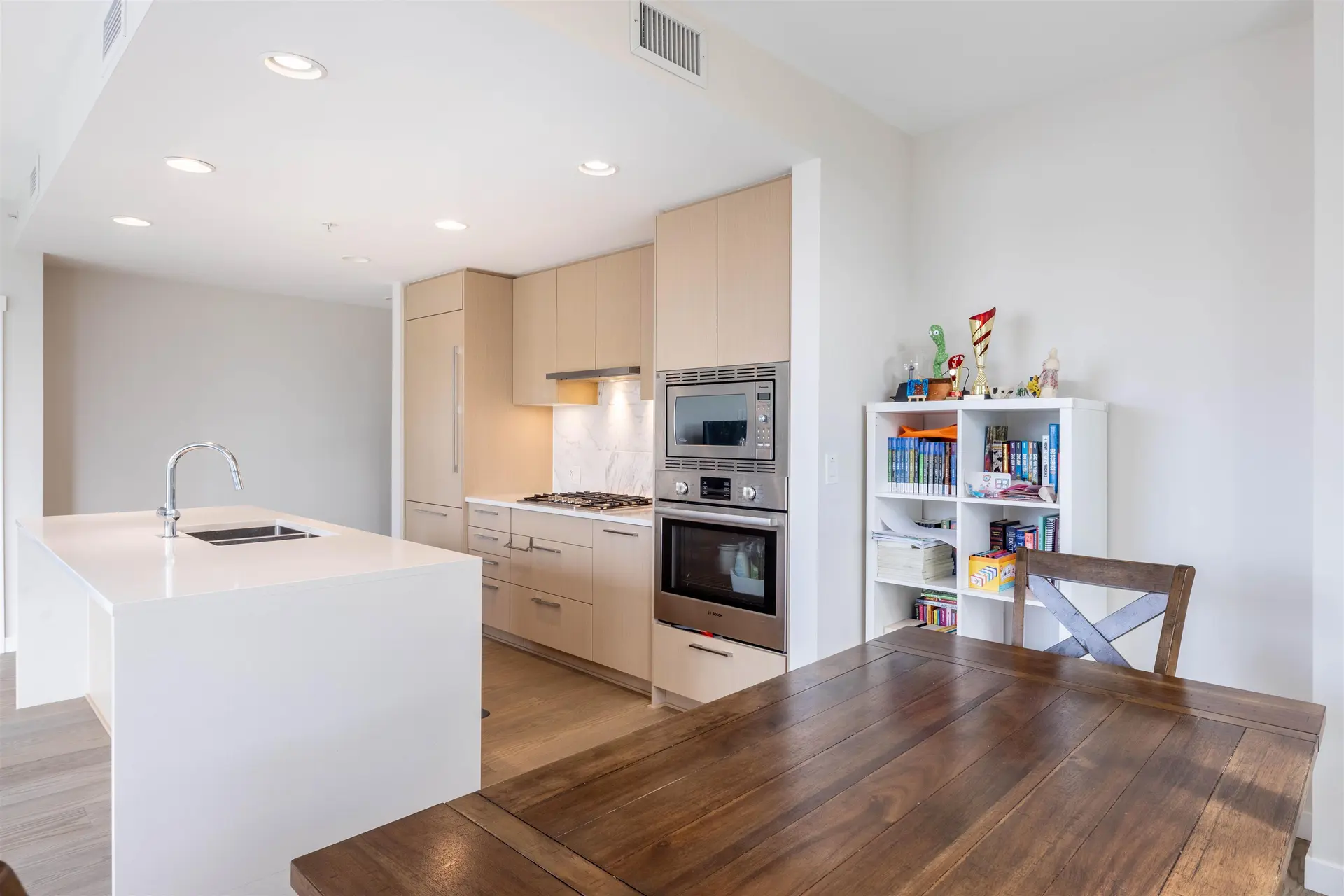 #610 3533 Ross Drive - Image 3