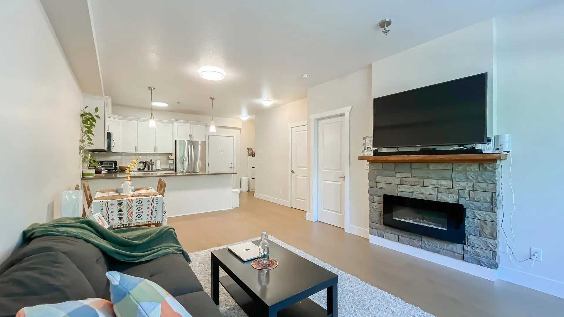 #101 2288 Welcher Avenue - Image 7