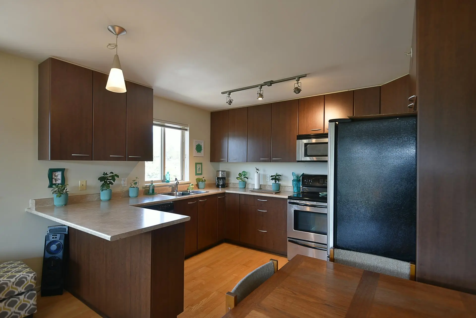 #408 5631 Inlet Avenue - Image 5