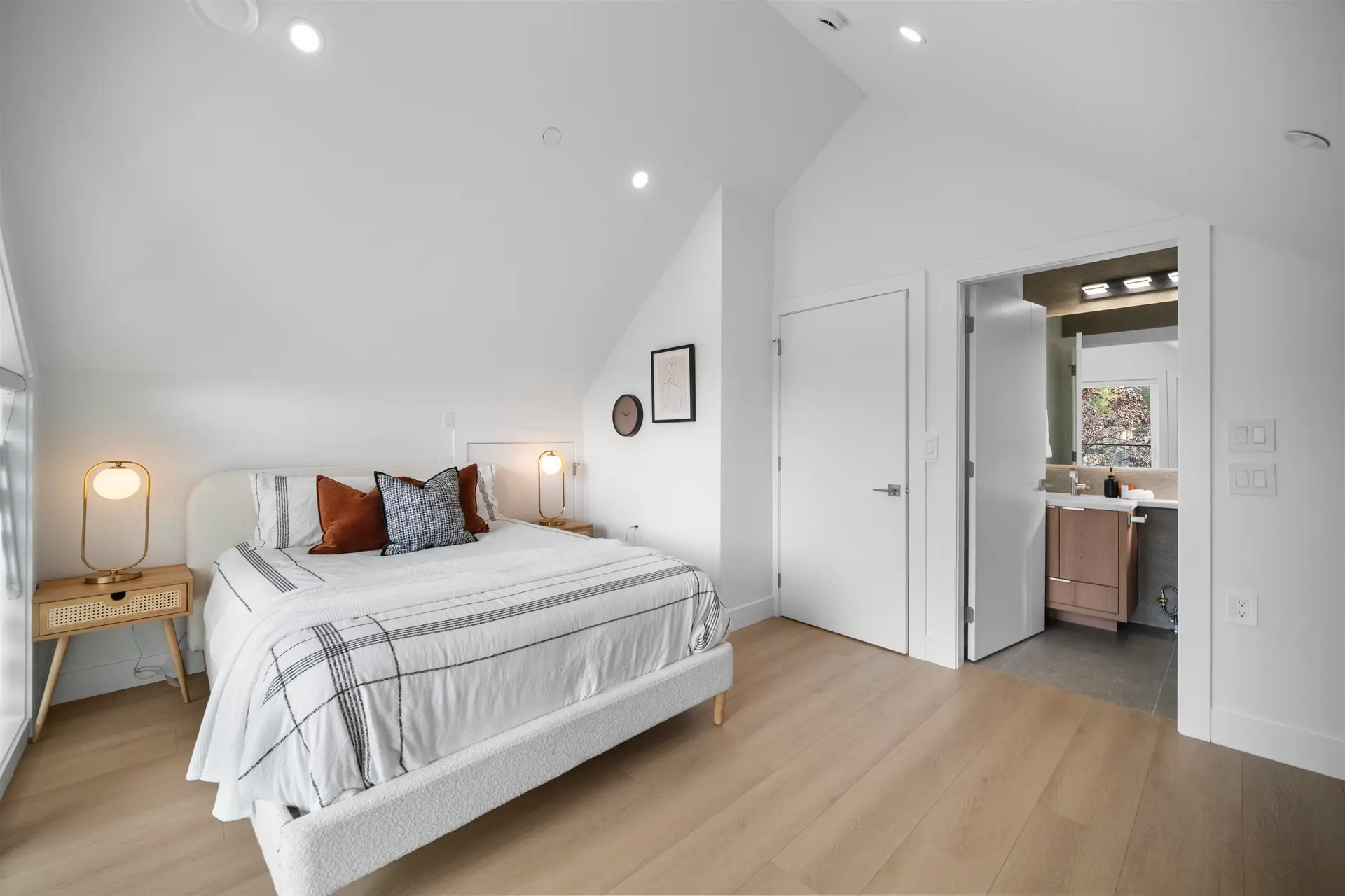 #1 3563 E 25th Avenue - Image 12