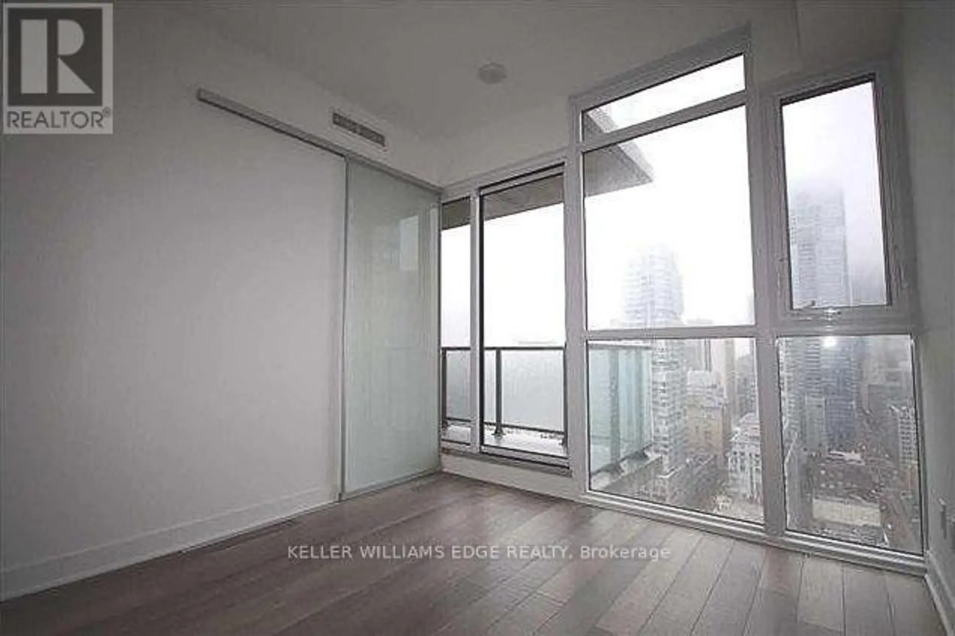 #2709 290 ADELAIDE STREET W - Image 4