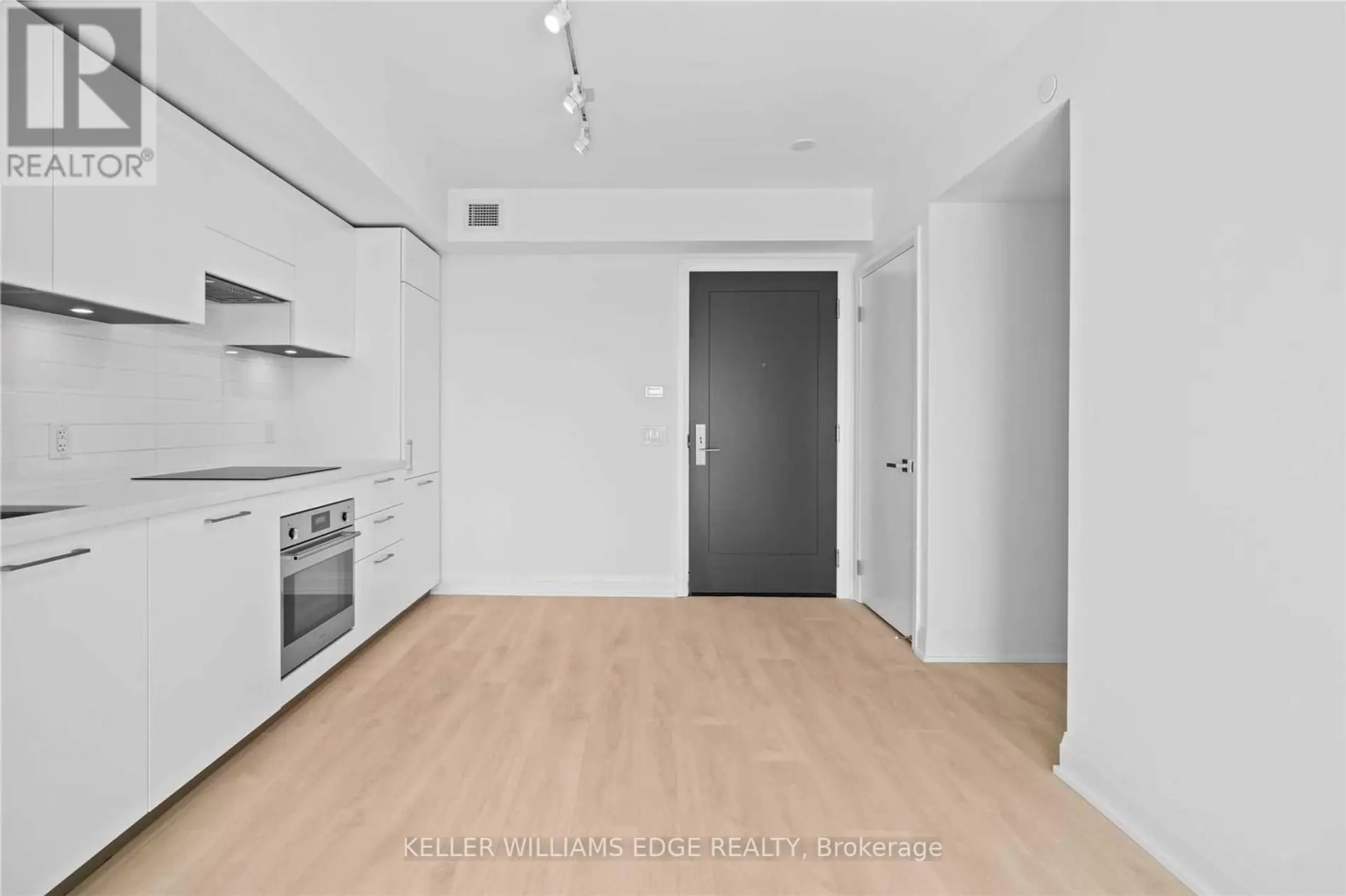 #507 33 FREDERICK TODD WAY - Image 6