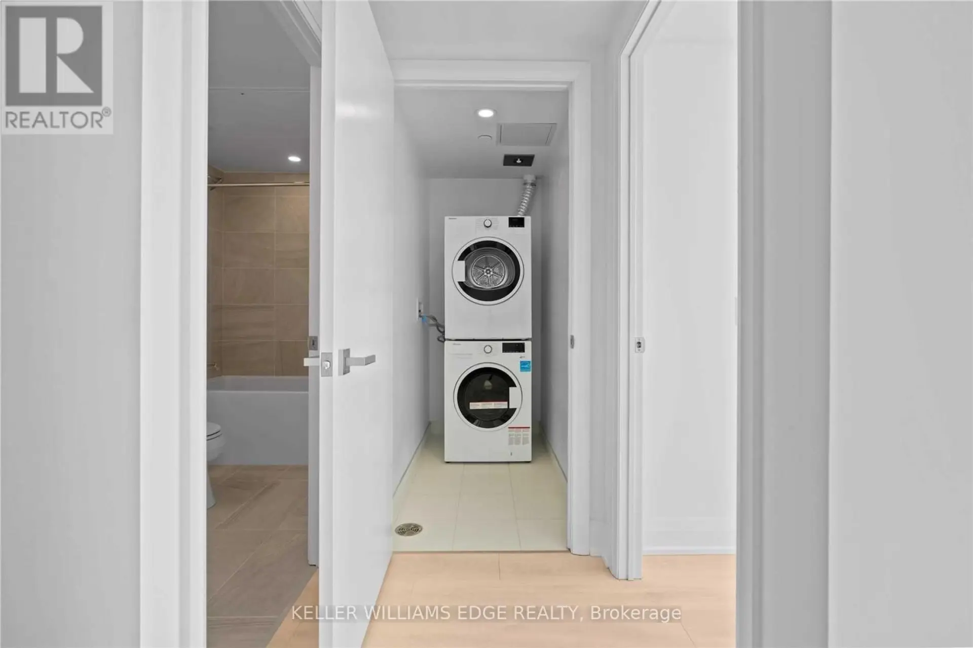 #507 33 FREDERICK TODD WAY - Image 9