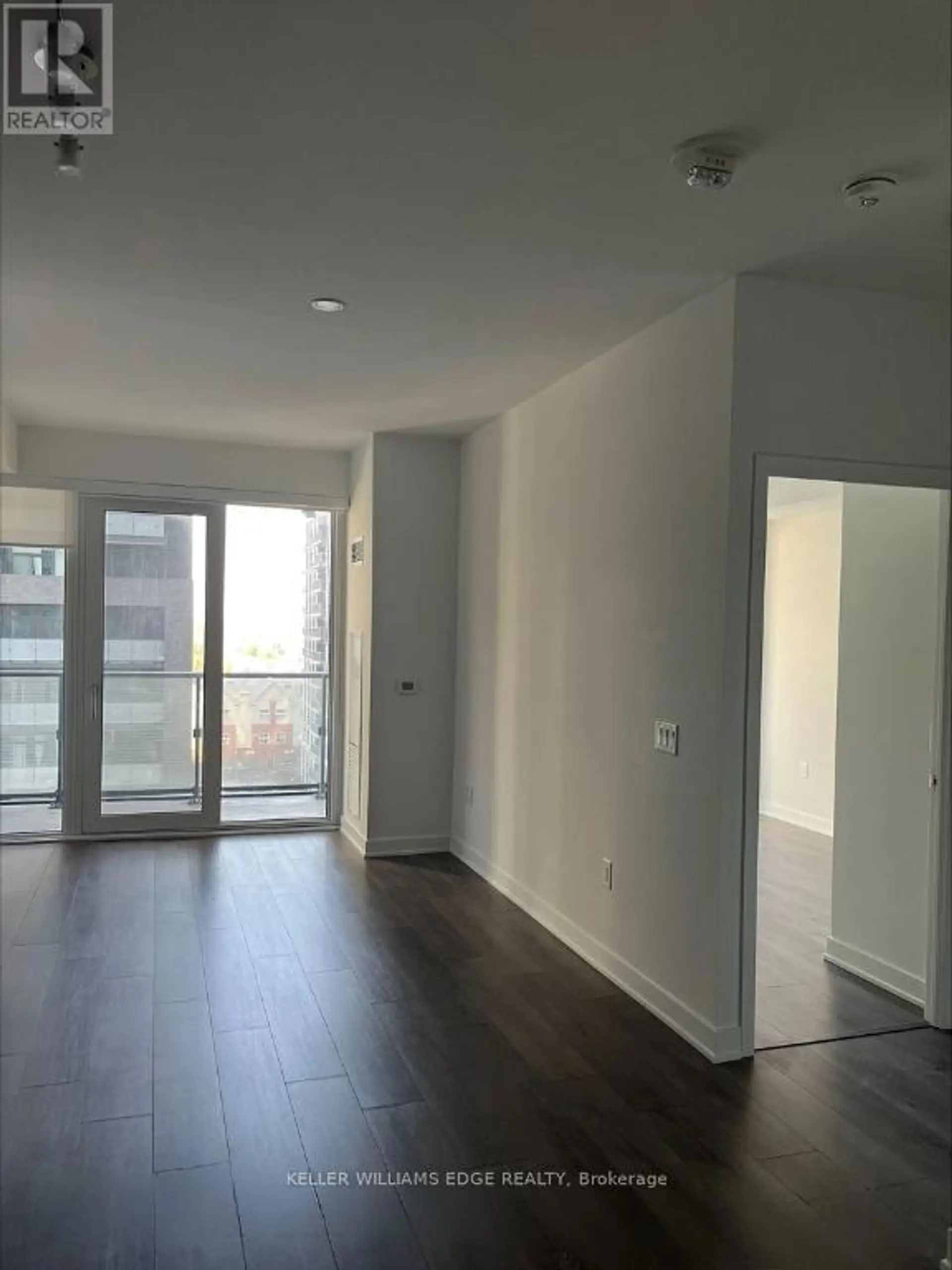 #706 95 ONEIDA CRESCENT - Image 3
