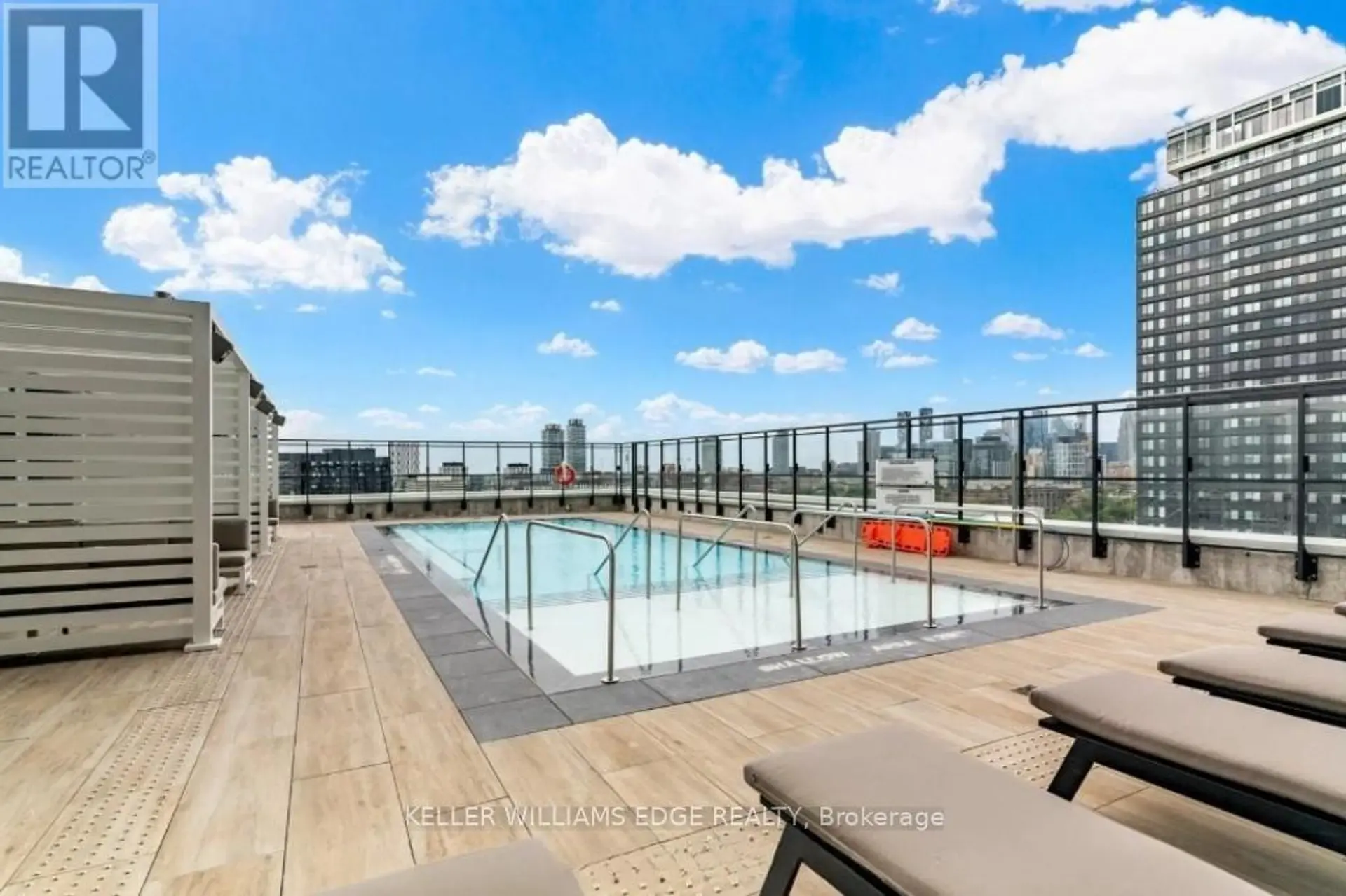 #2711 5 DEFRIES STREET - Image 18