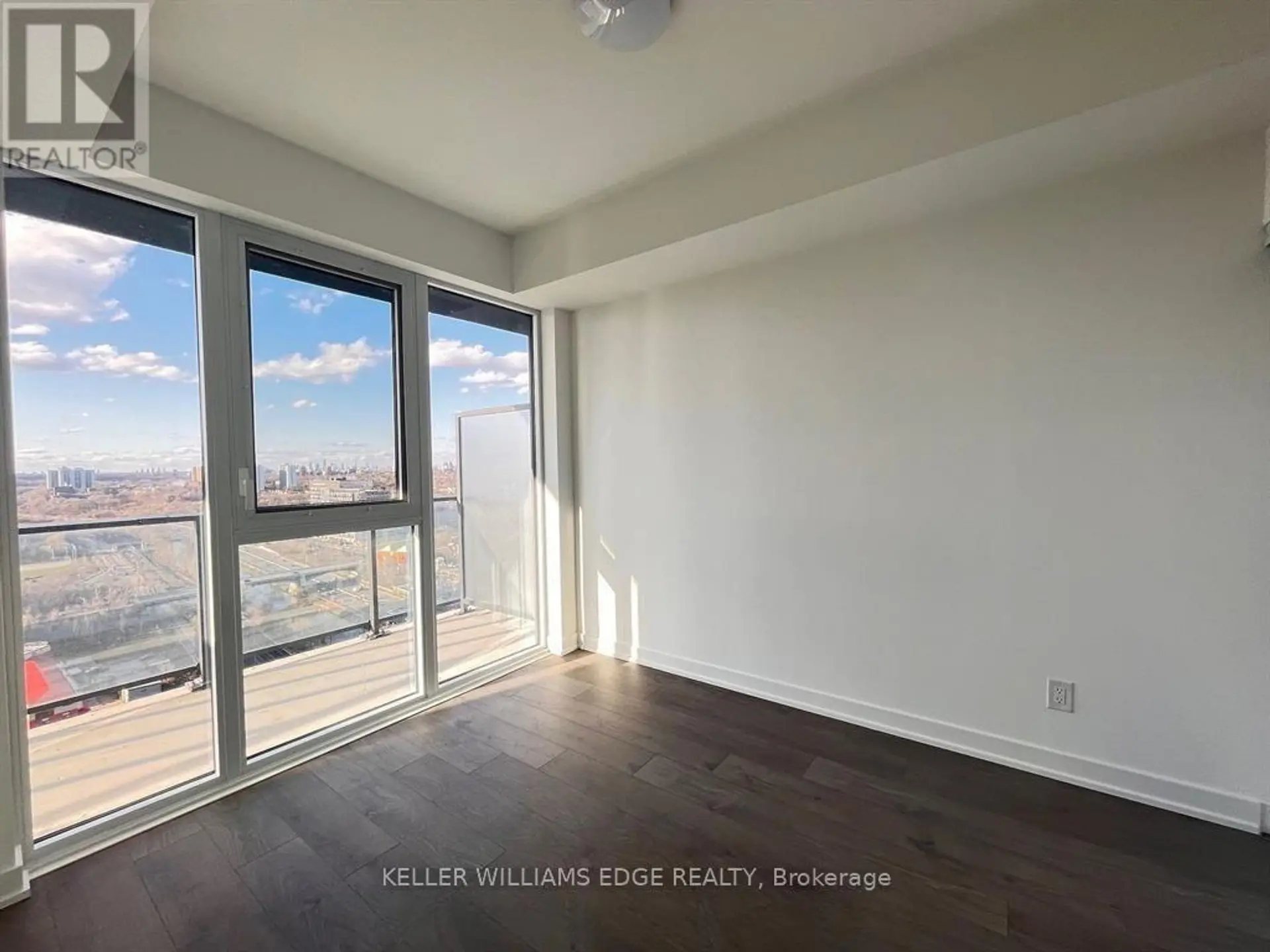 #3010 5 DEFRIES STREET - Image 6