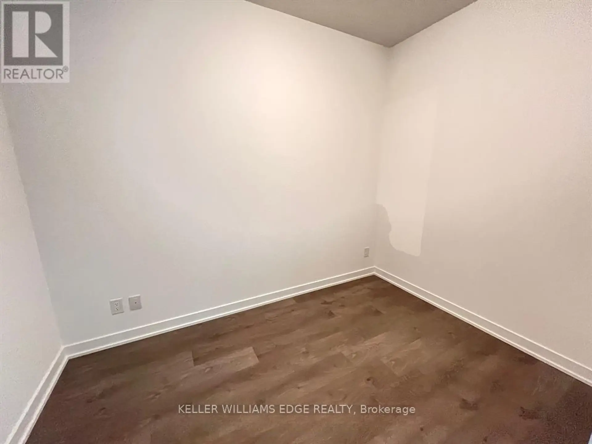 #3010 5 DEFRIES STREET - Image 7