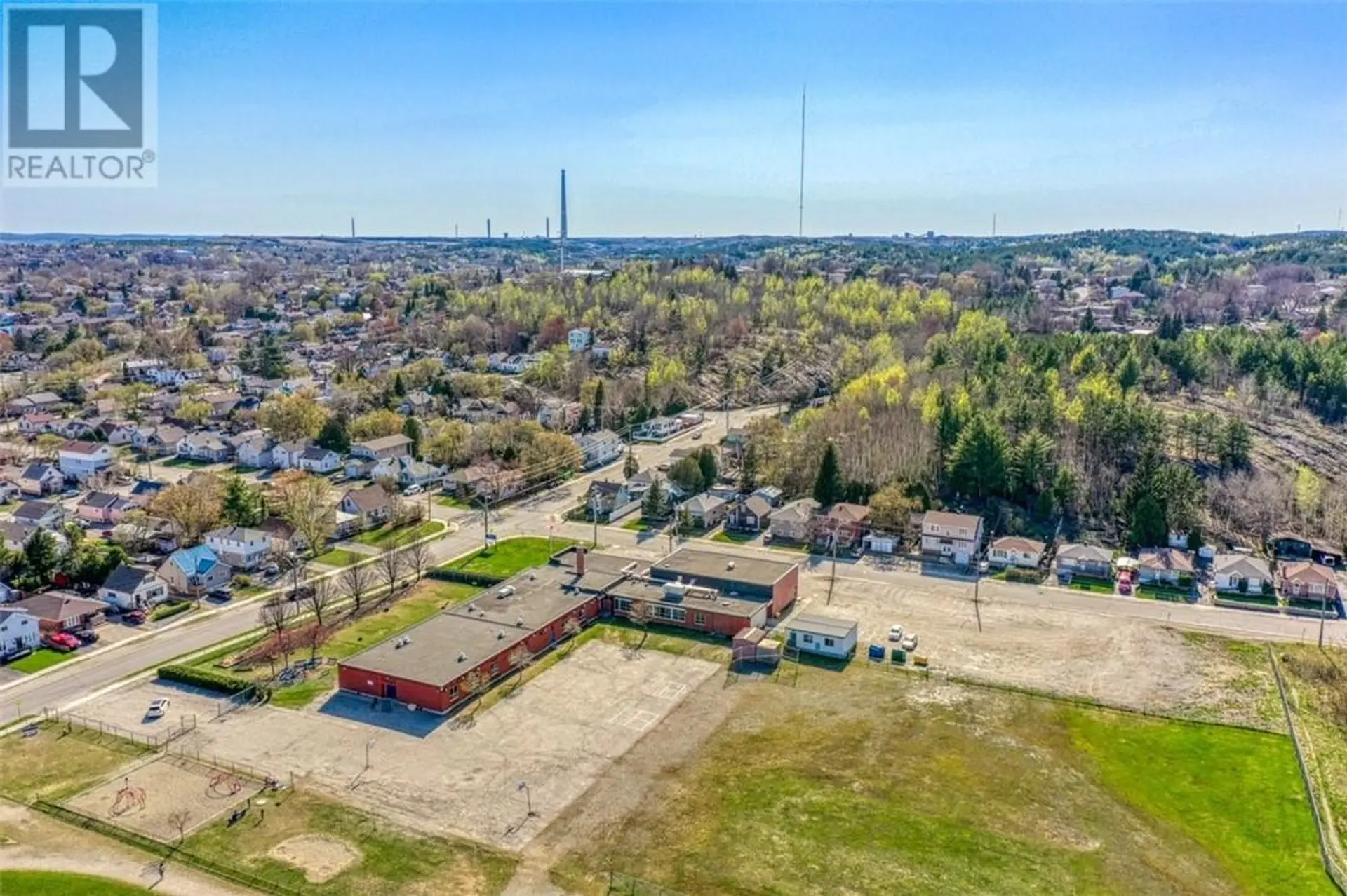 593 Bruce Avenue - Image 2