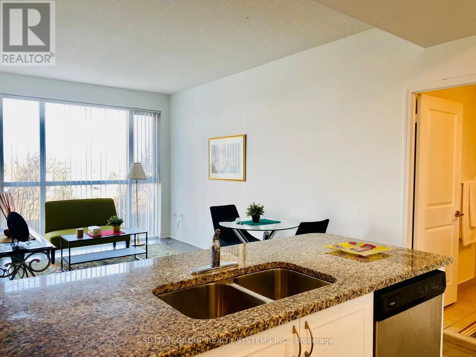 #301 349 RATHBURN ROAD W - Image 12