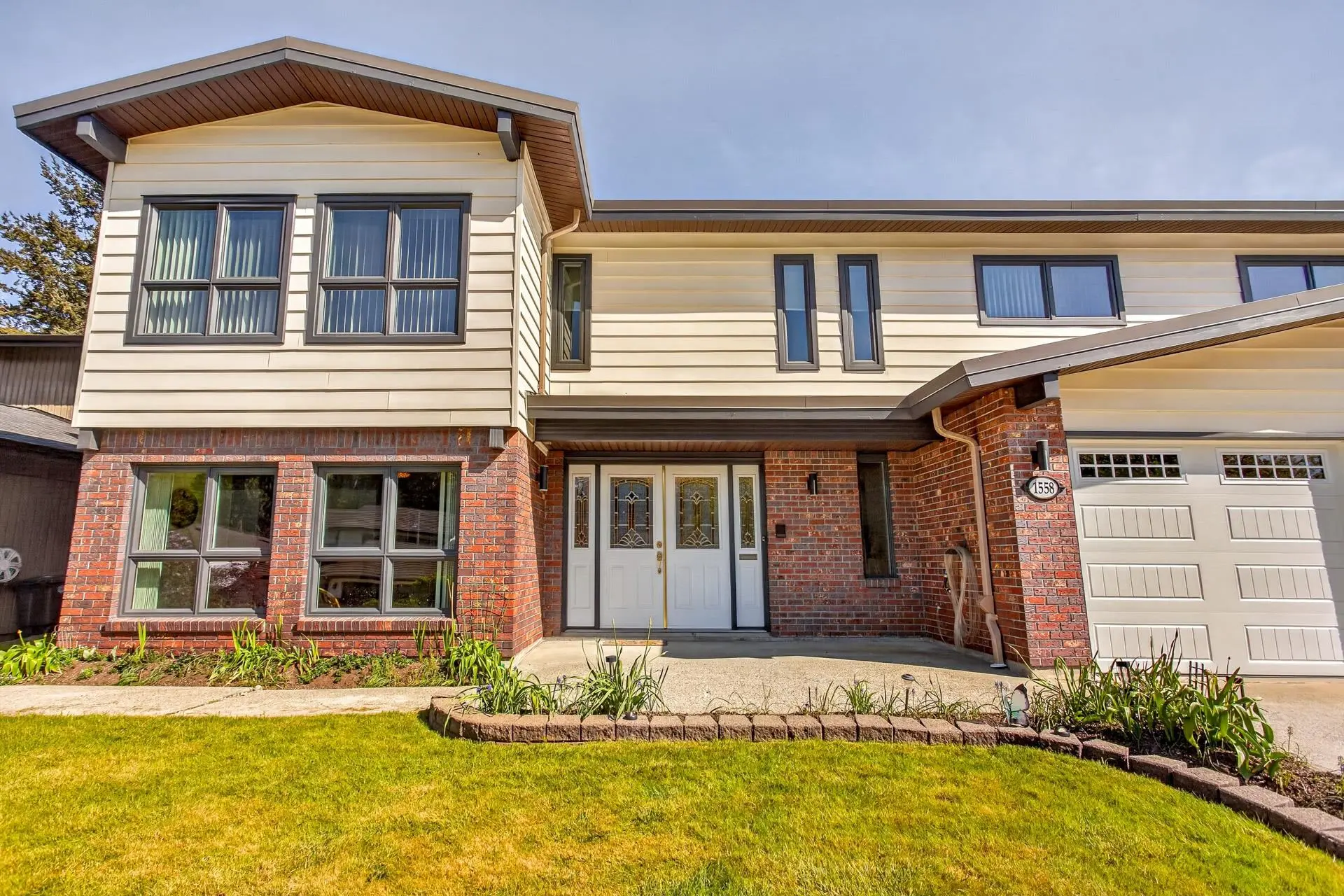 Property at 1558 Glen Abbey Drive, Burnaby, BC