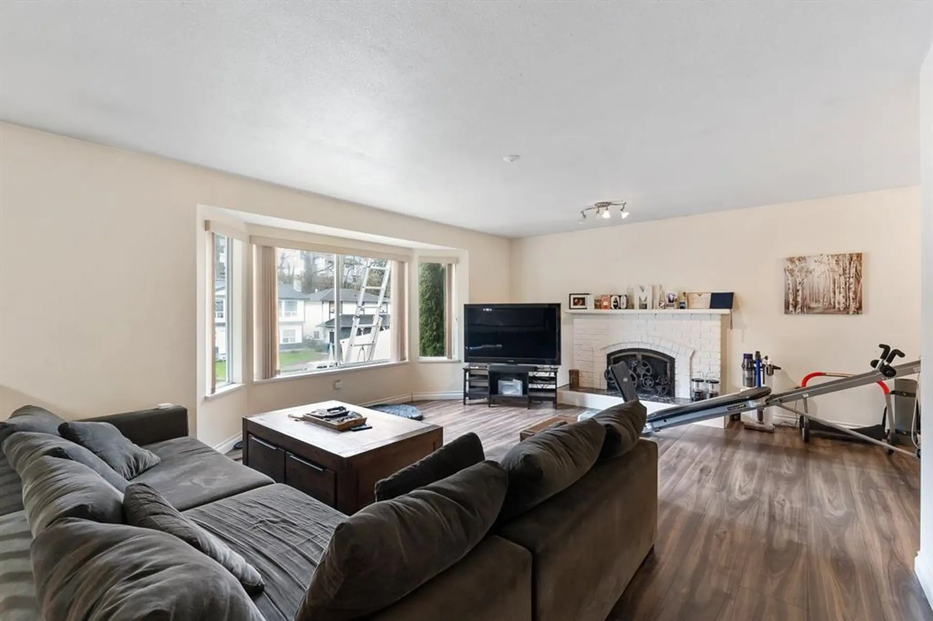 2300 Harper Drive - Image 5