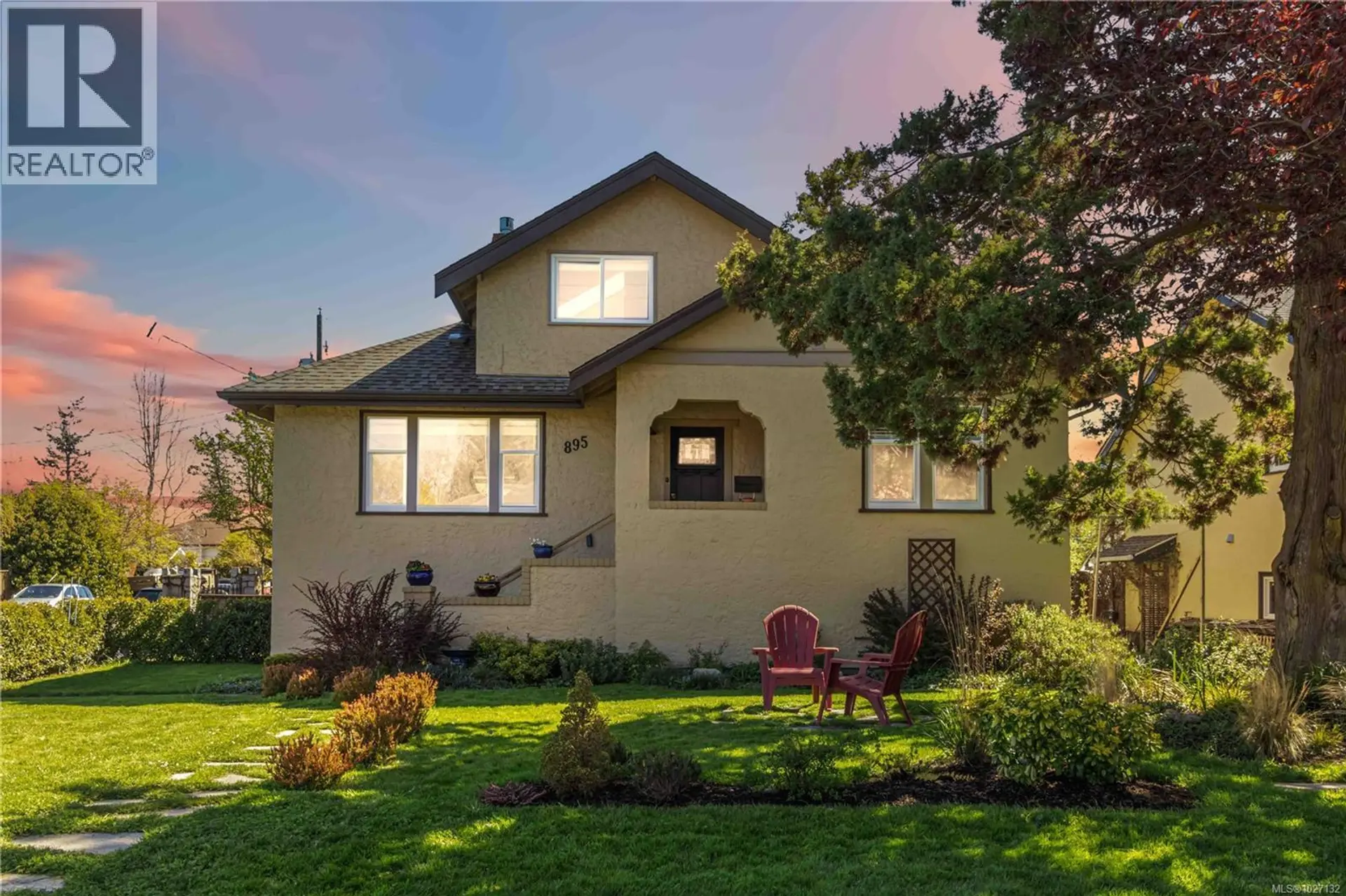 Property at 895 Falkland Rd, Oak Bay, BC