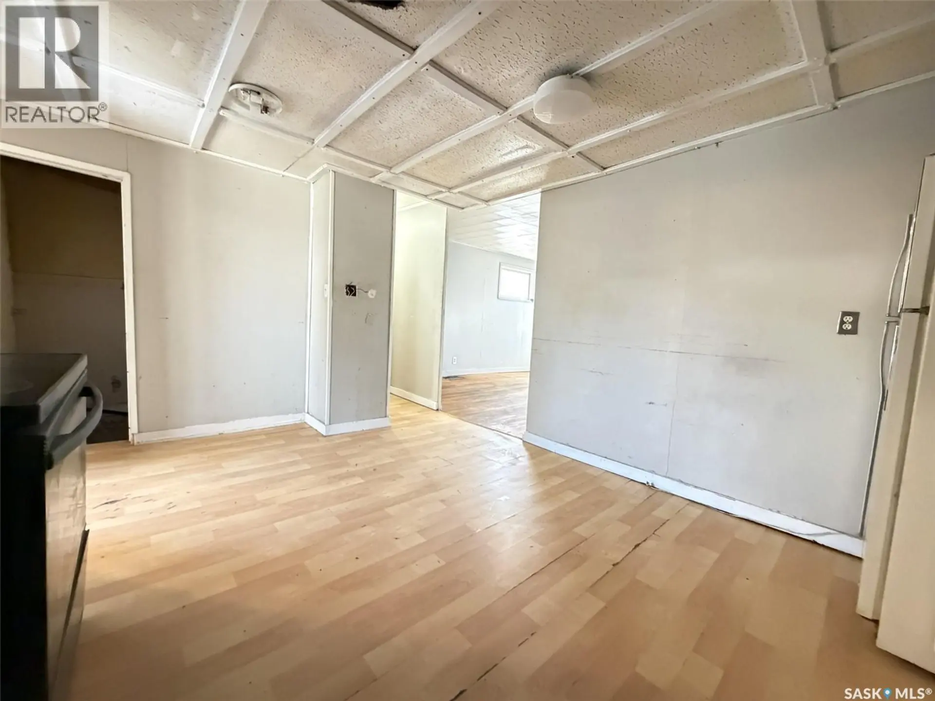 1037 Broder STREET - Image 10