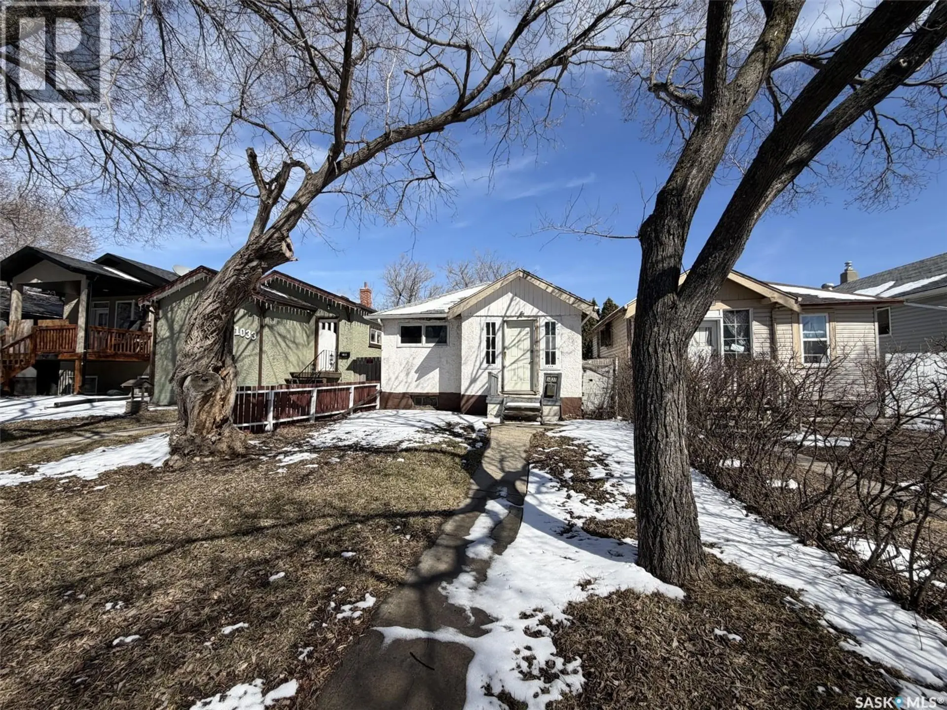 1037 Broder STREET - Image 1