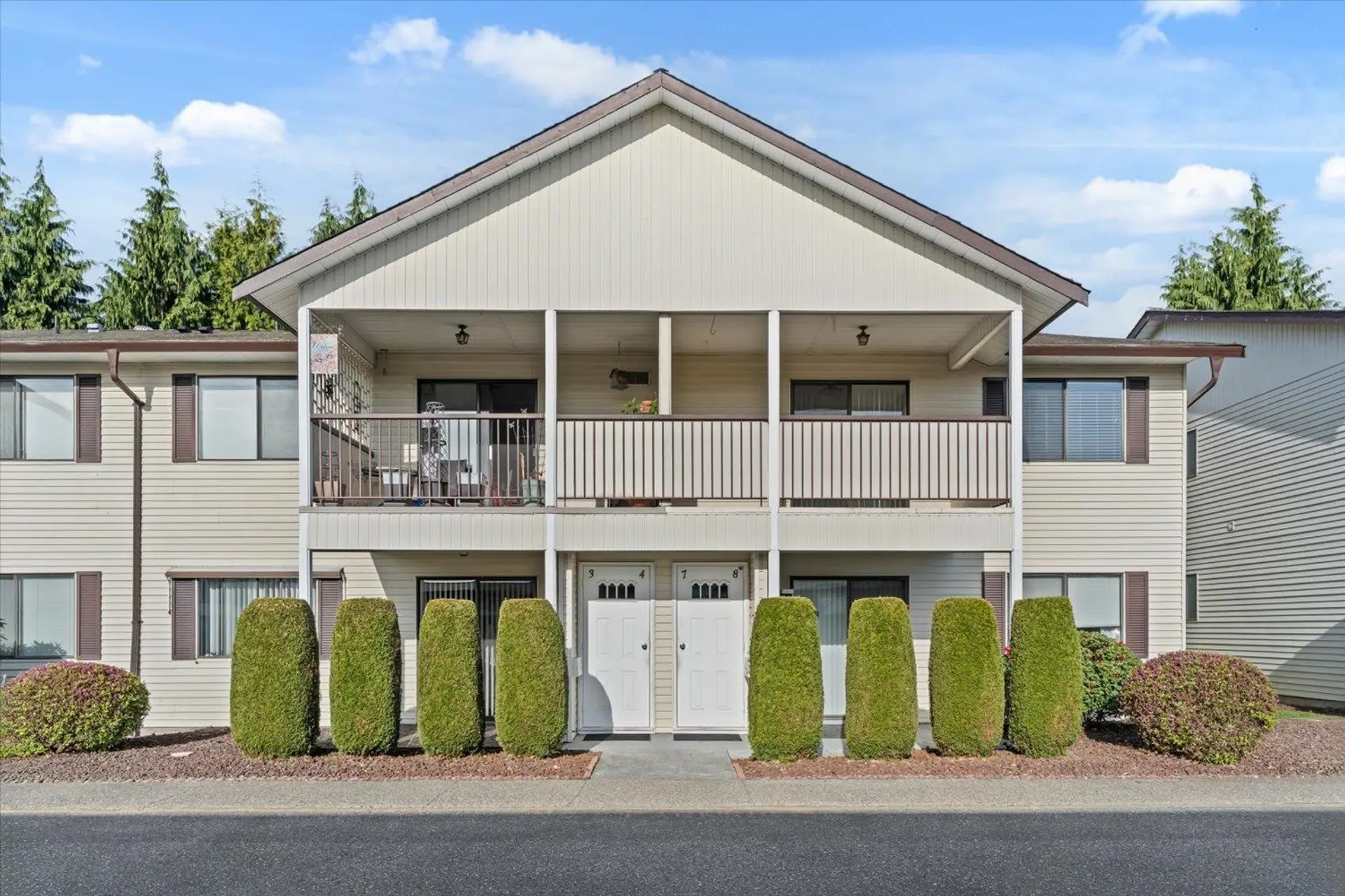 Property at #8 32959 George Ferguson Way, Abbotsford, BC