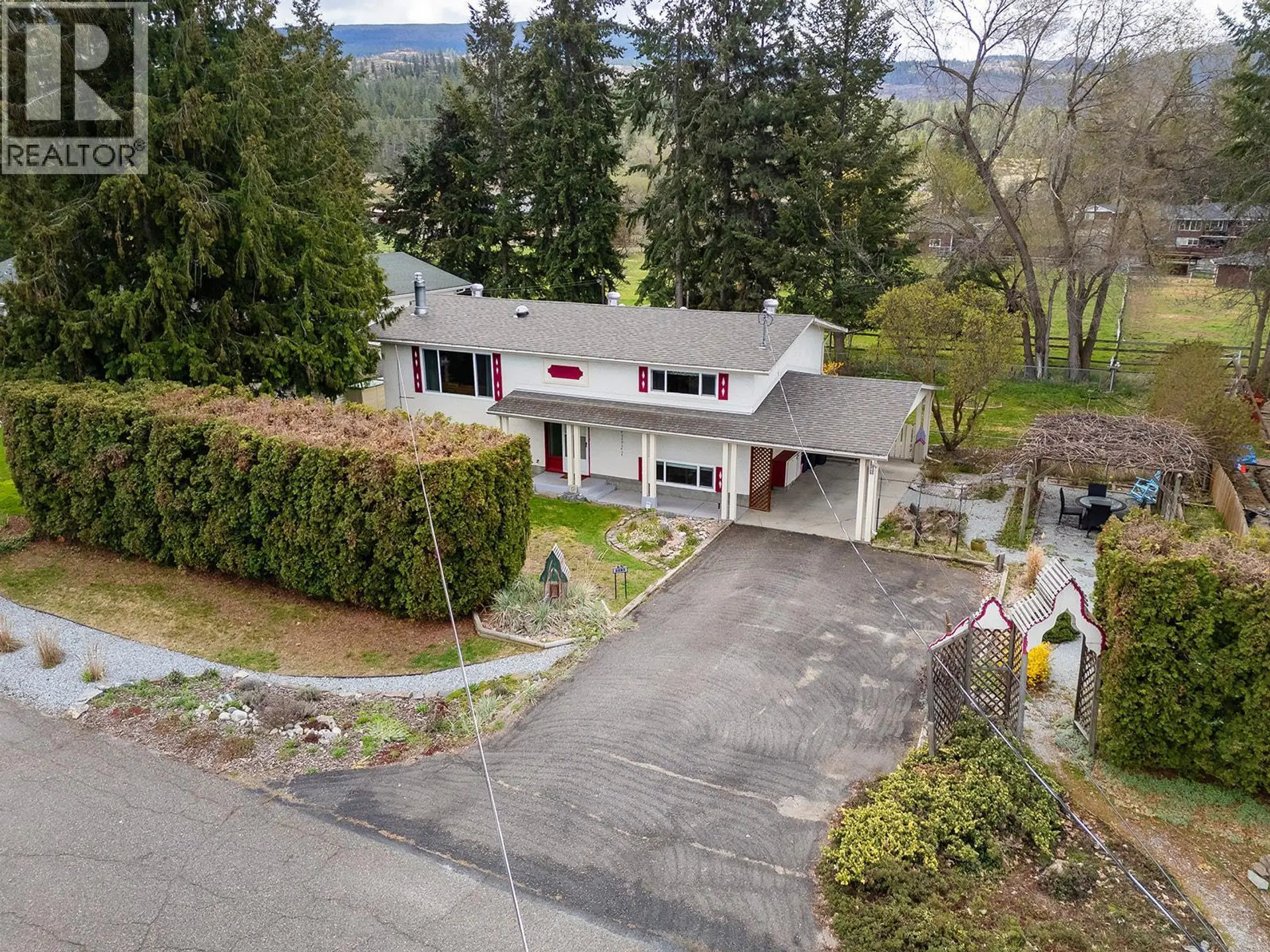 Property at 2085 Ruby Road, Kelowna, BC