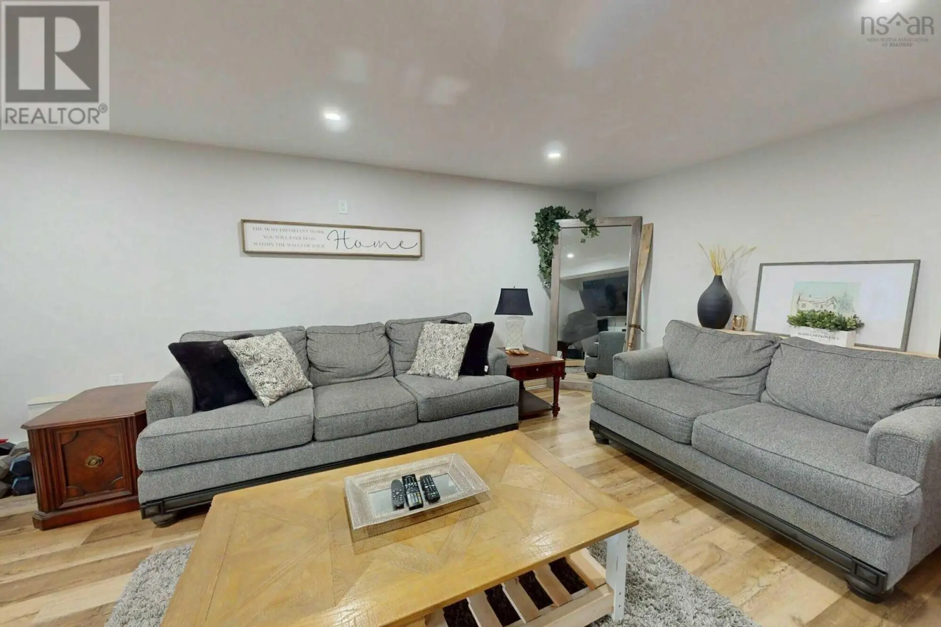 4861 dunmore Road - Image 15